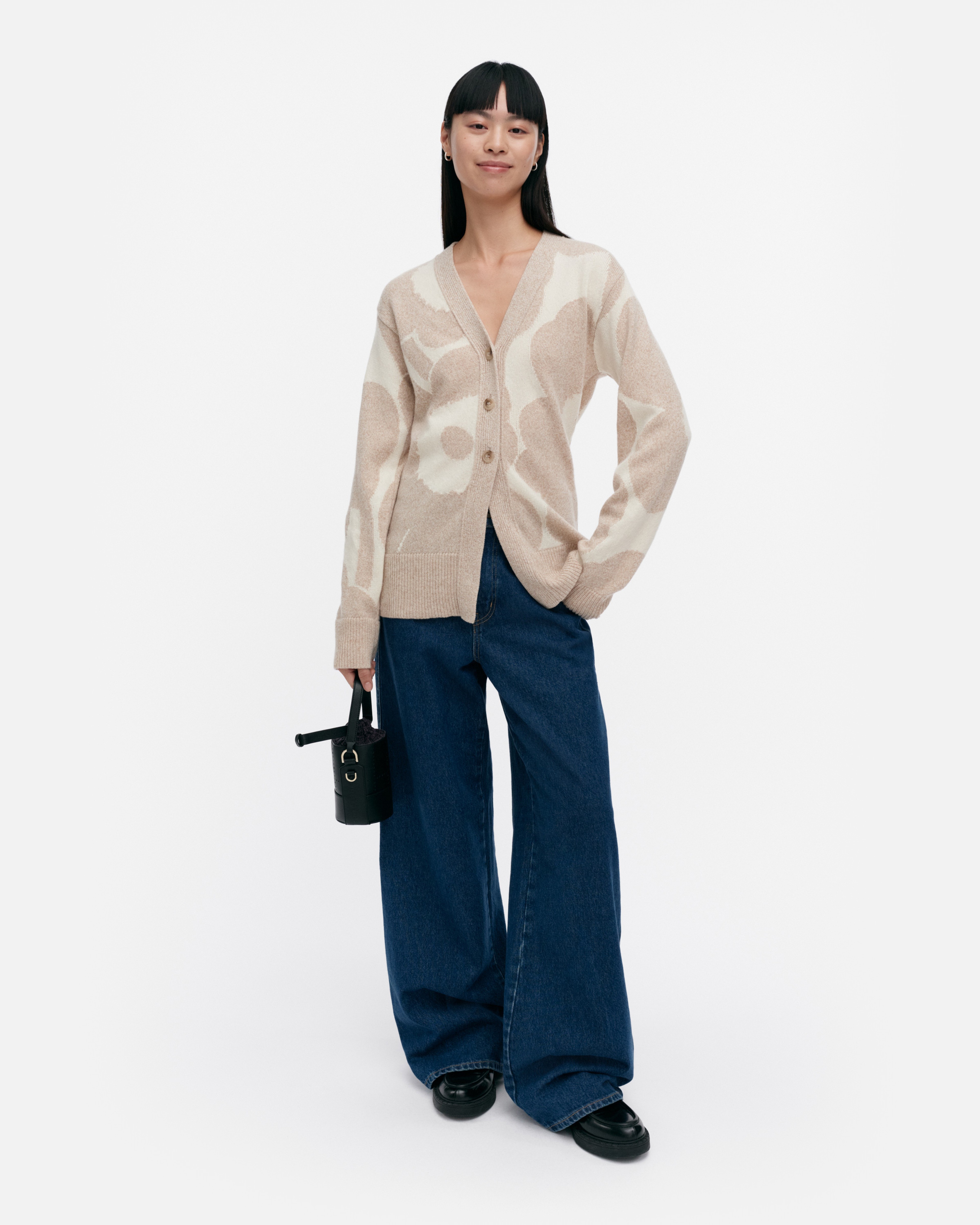 Kumma Unikko, Knitted cardigan, beige, off white,