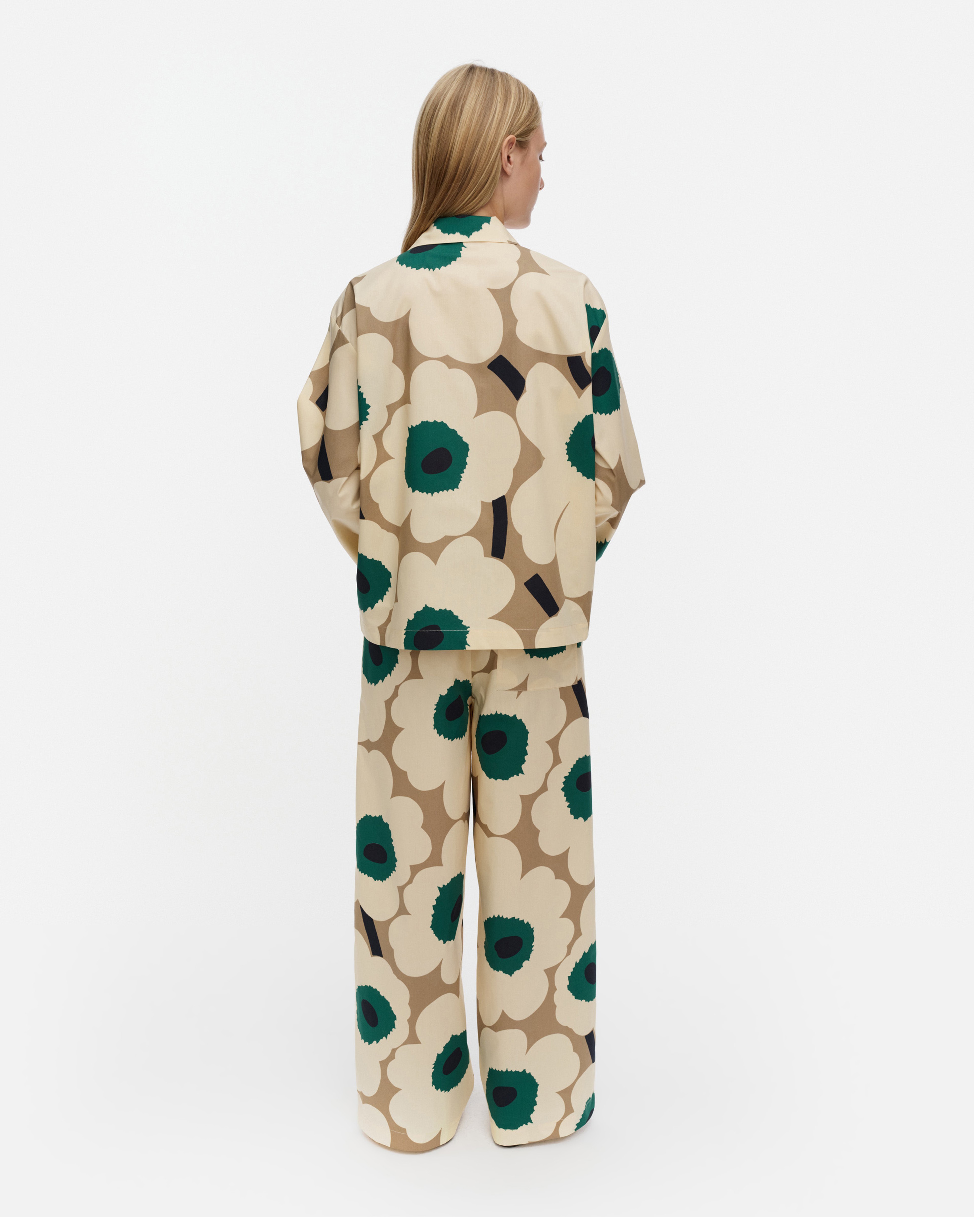 Kuunnelma Unikko, Pyjama shirt, beige, khaki green, green,