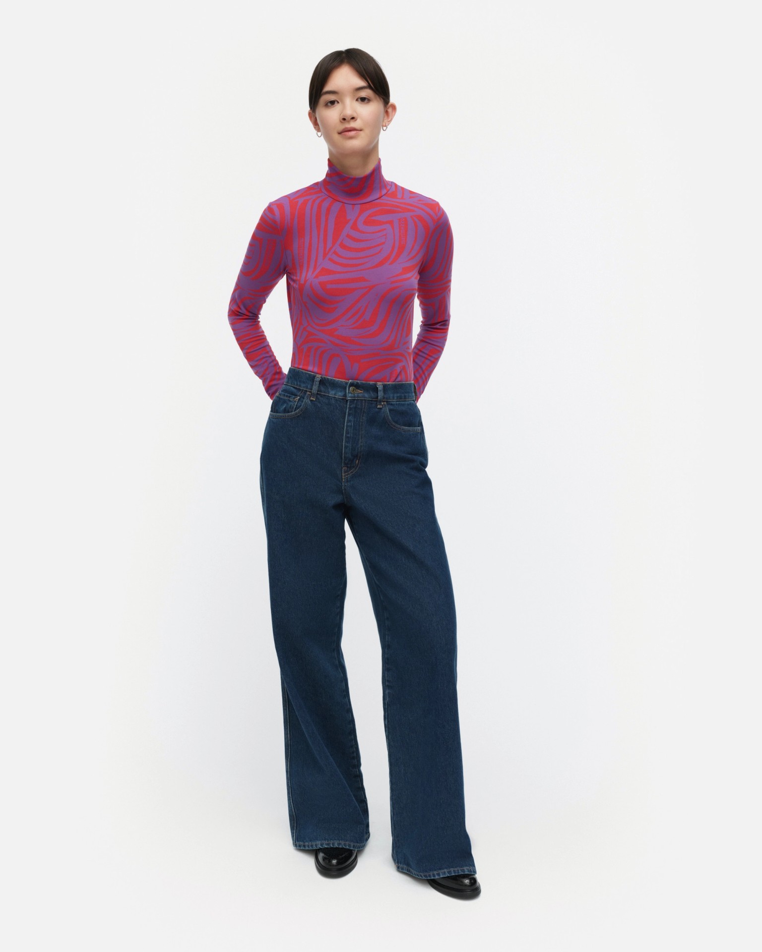 Jäkälä Jokuraita Logo, Turtleneck shirt, red, purple,