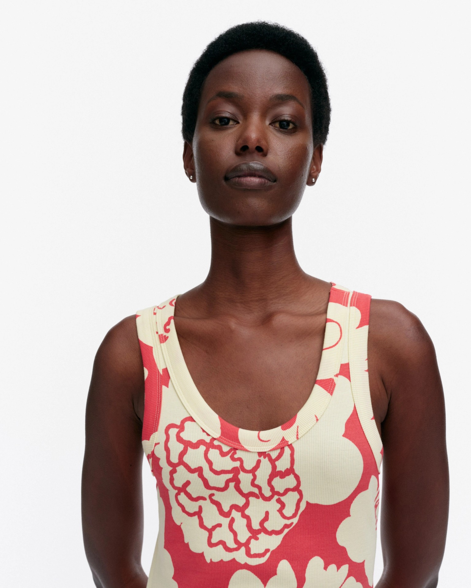 Punos Pioni, Top, light yellow, red,