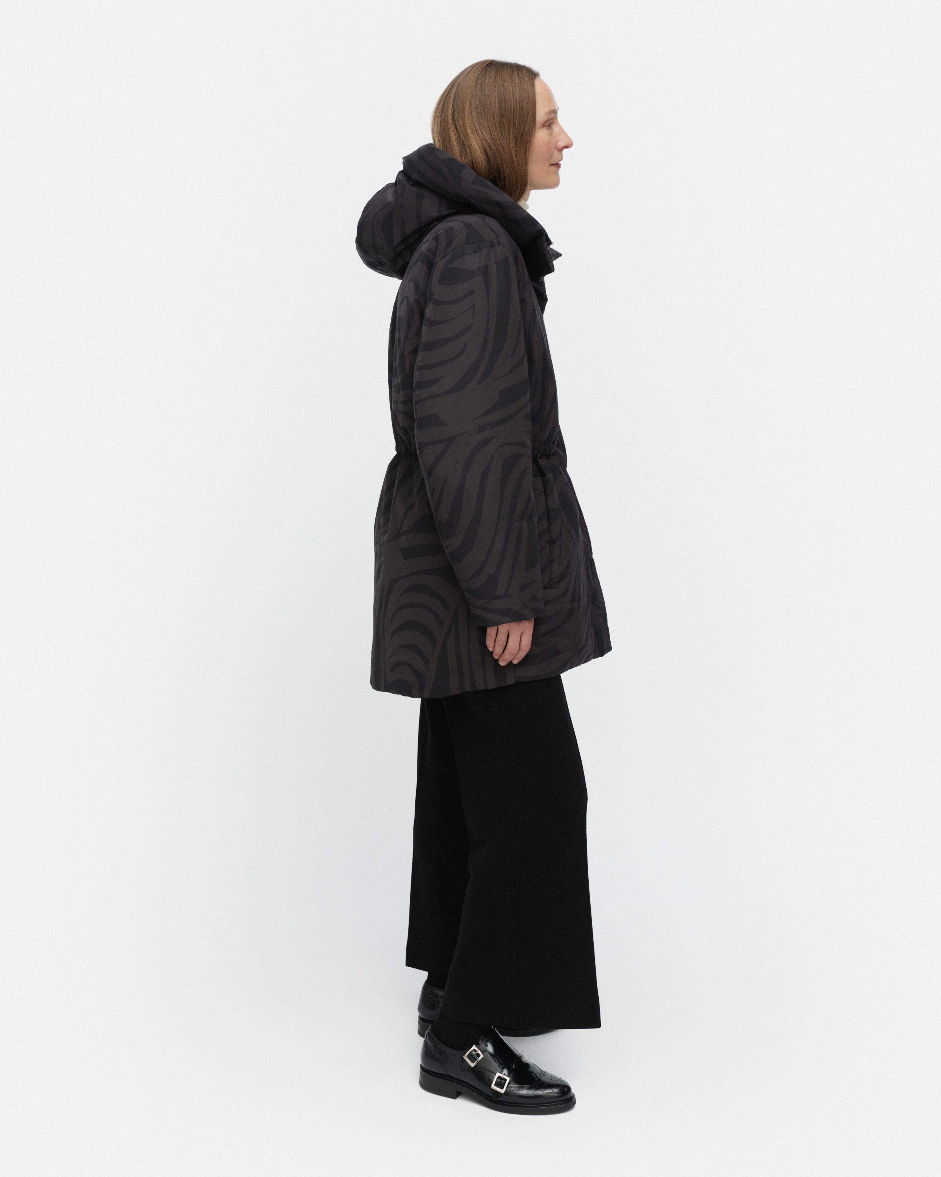 Käännös Jokuraita, Down coat, black, dark grey,