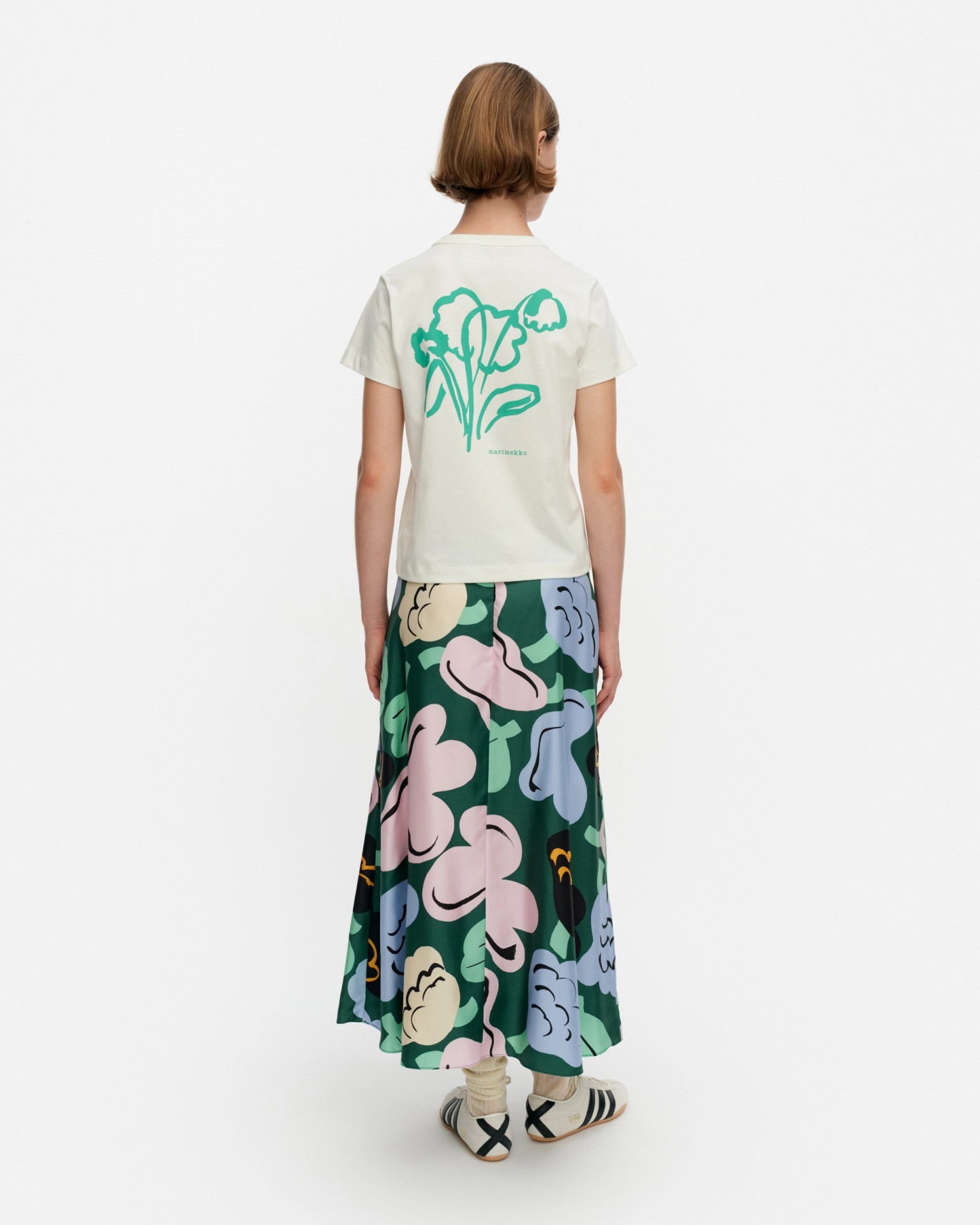 Koostumus Kukasta Kukkaan, Silk skirt, green, green, pink,