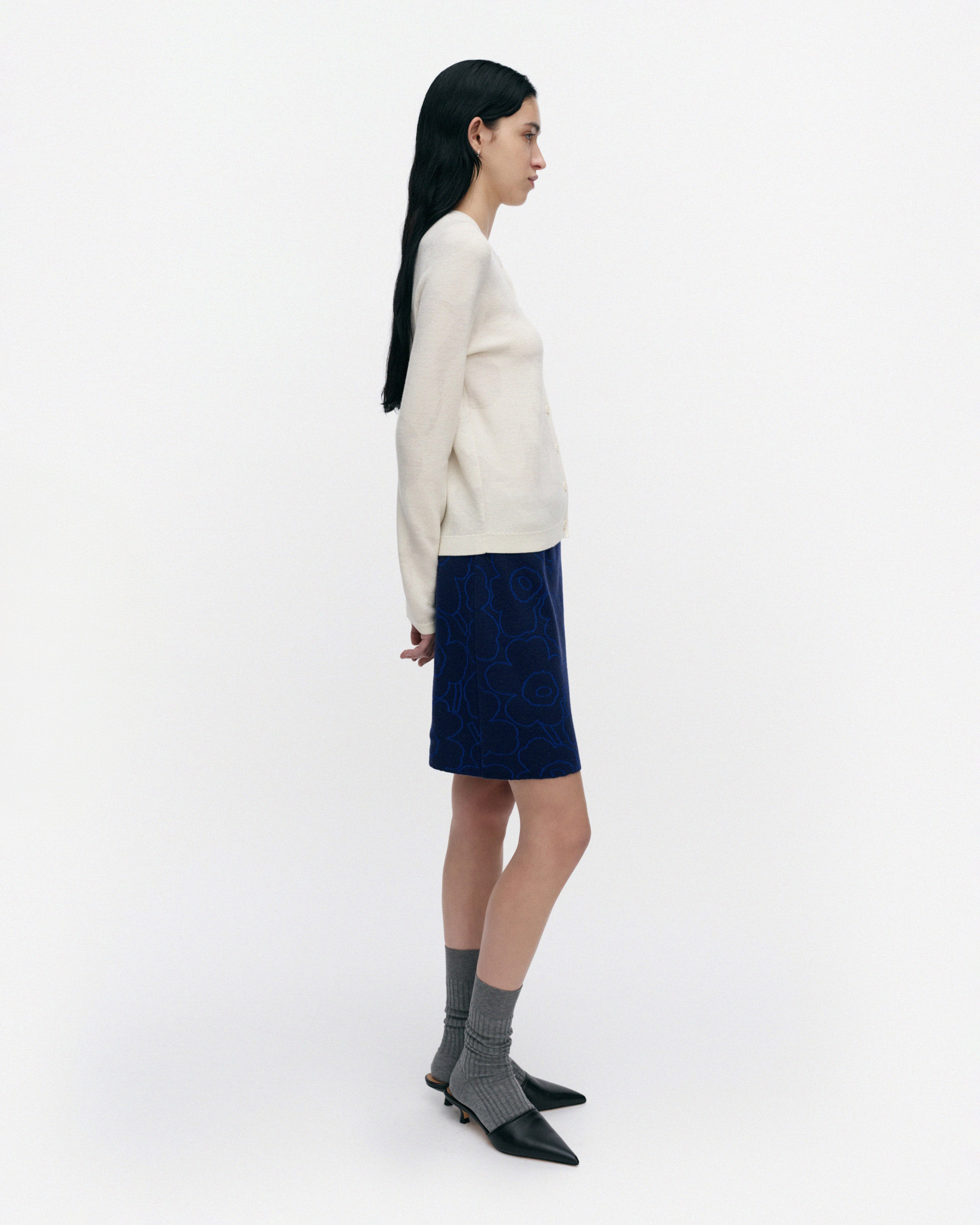 Vapaus Piirto Unikko, Knitted skirt, dark navy, bright blue,