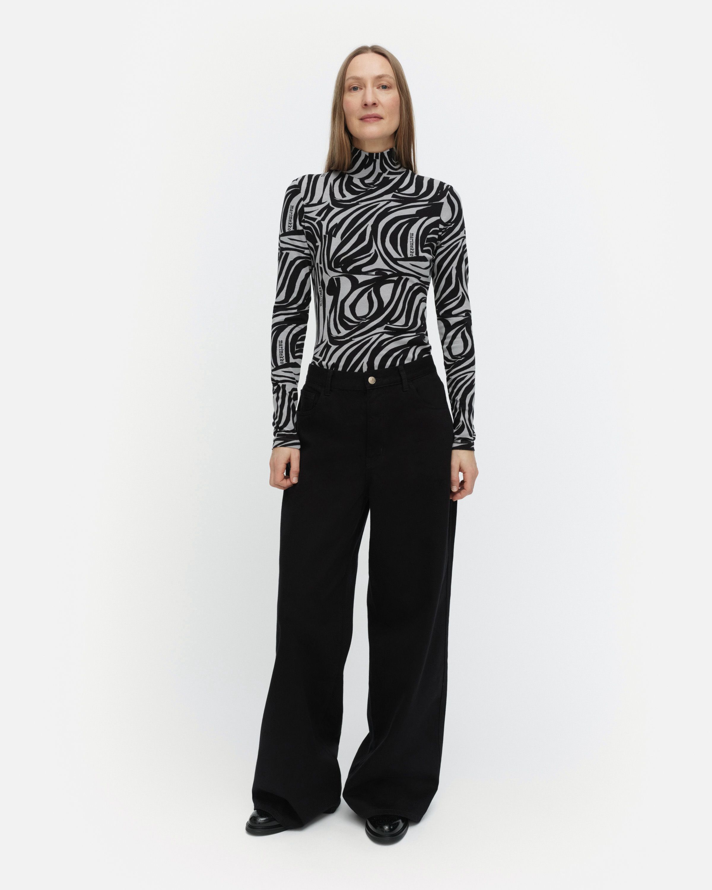 Jäkälä Jokuraita Logo Turtleneck shirt | Marimekko