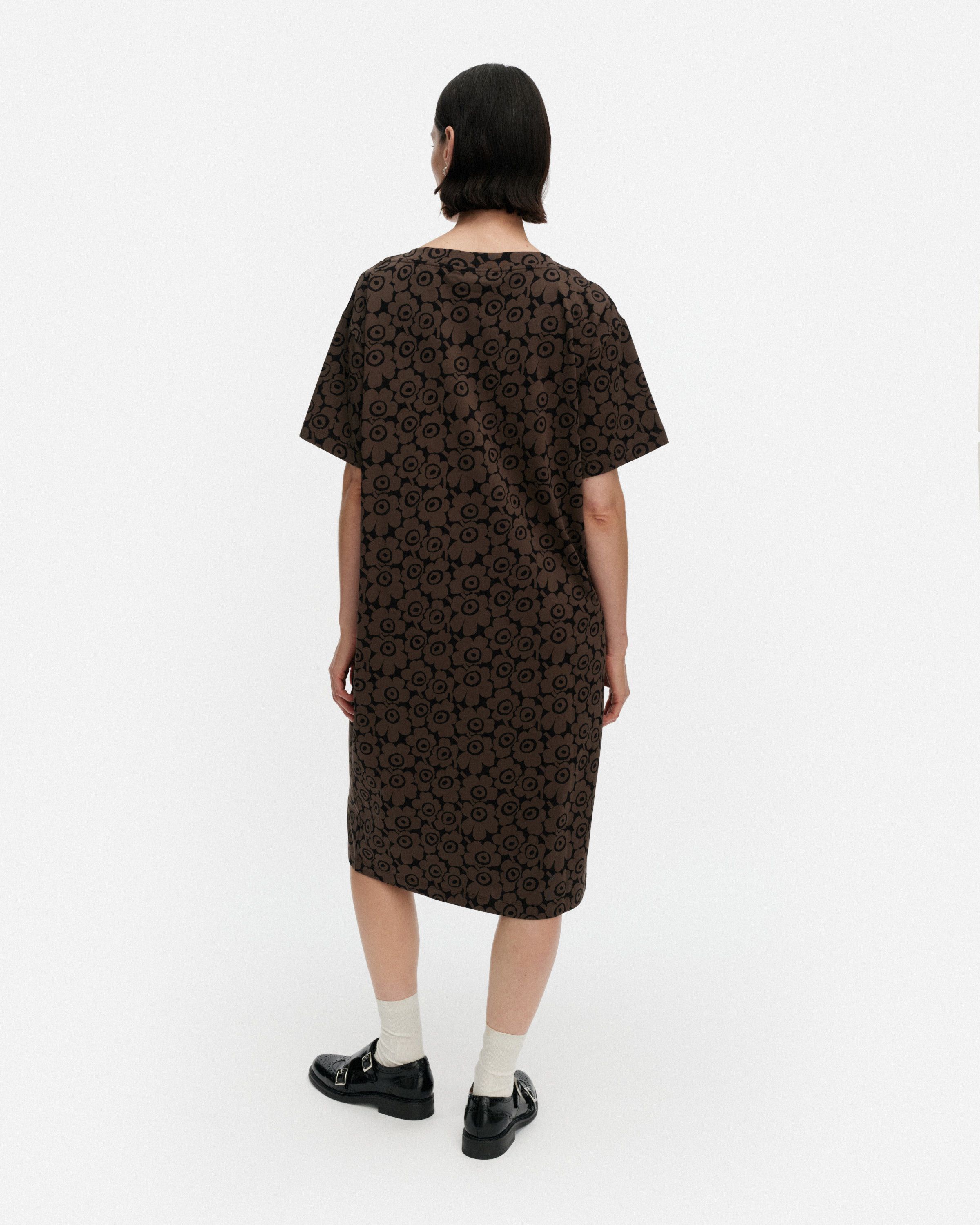 Joku Unikko Dress brown, black | Marimekko