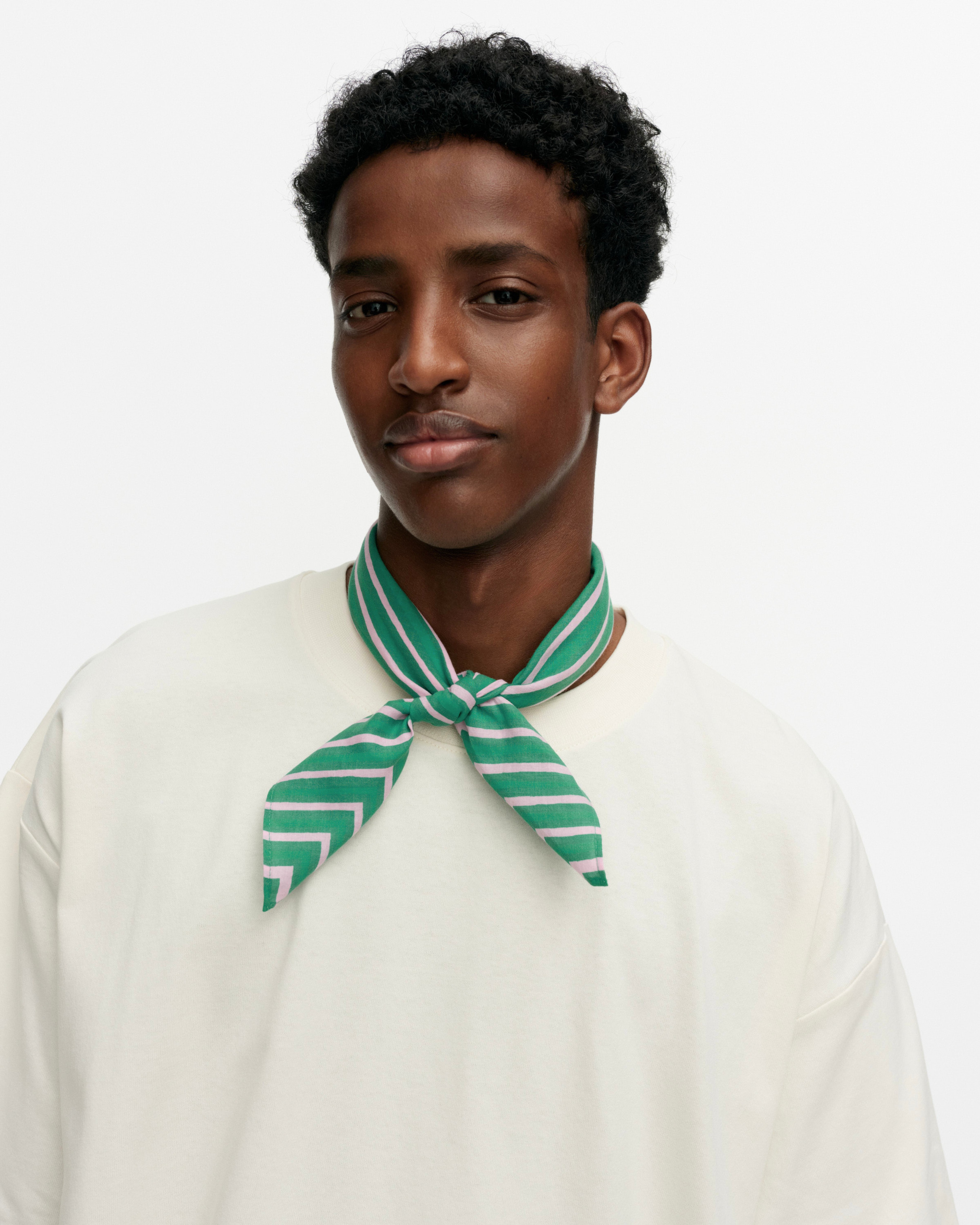 Astrilli Piccolo Schal „Kioski“