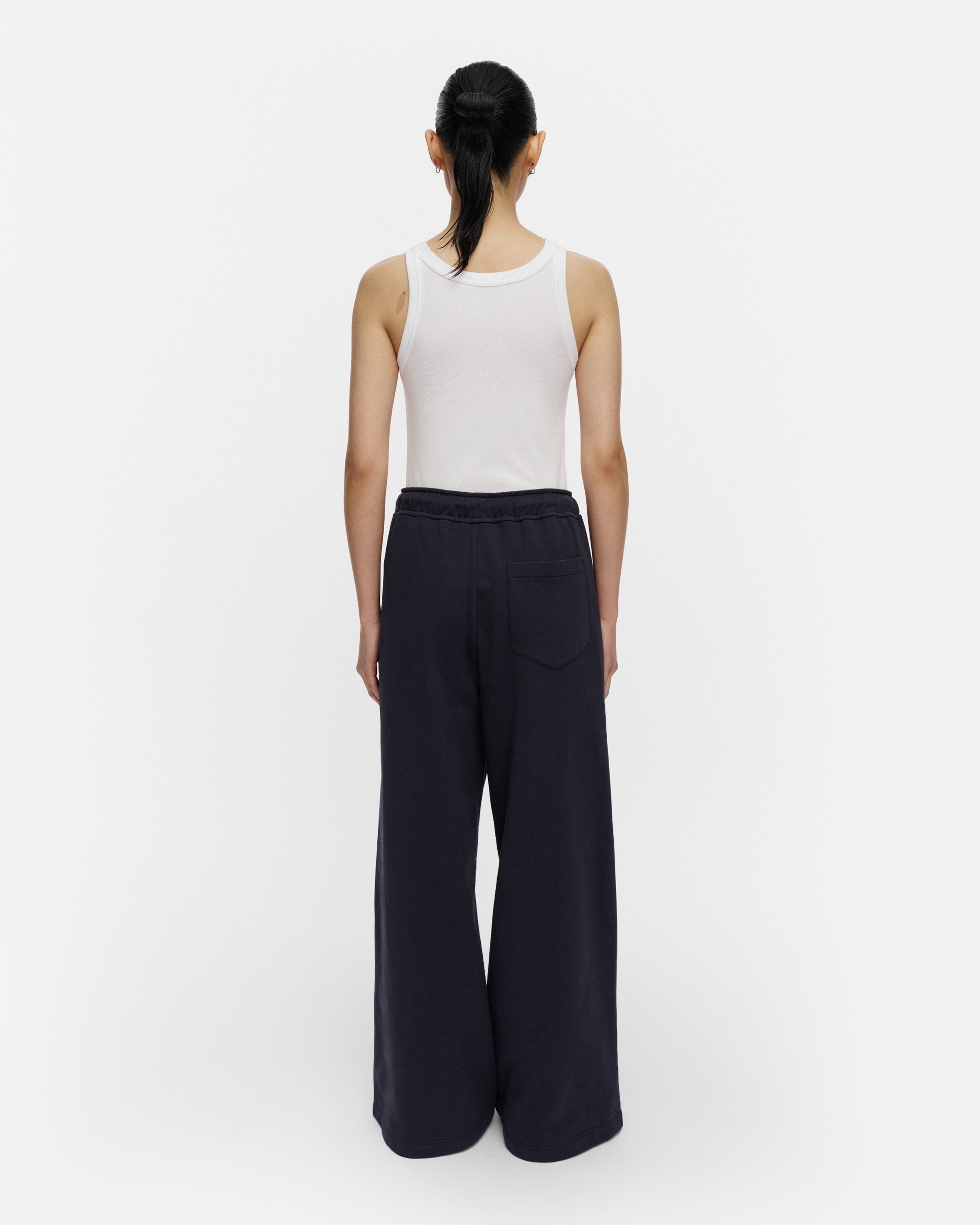 Puuska Logo Placement Kioski sweatpants dark navy, off white