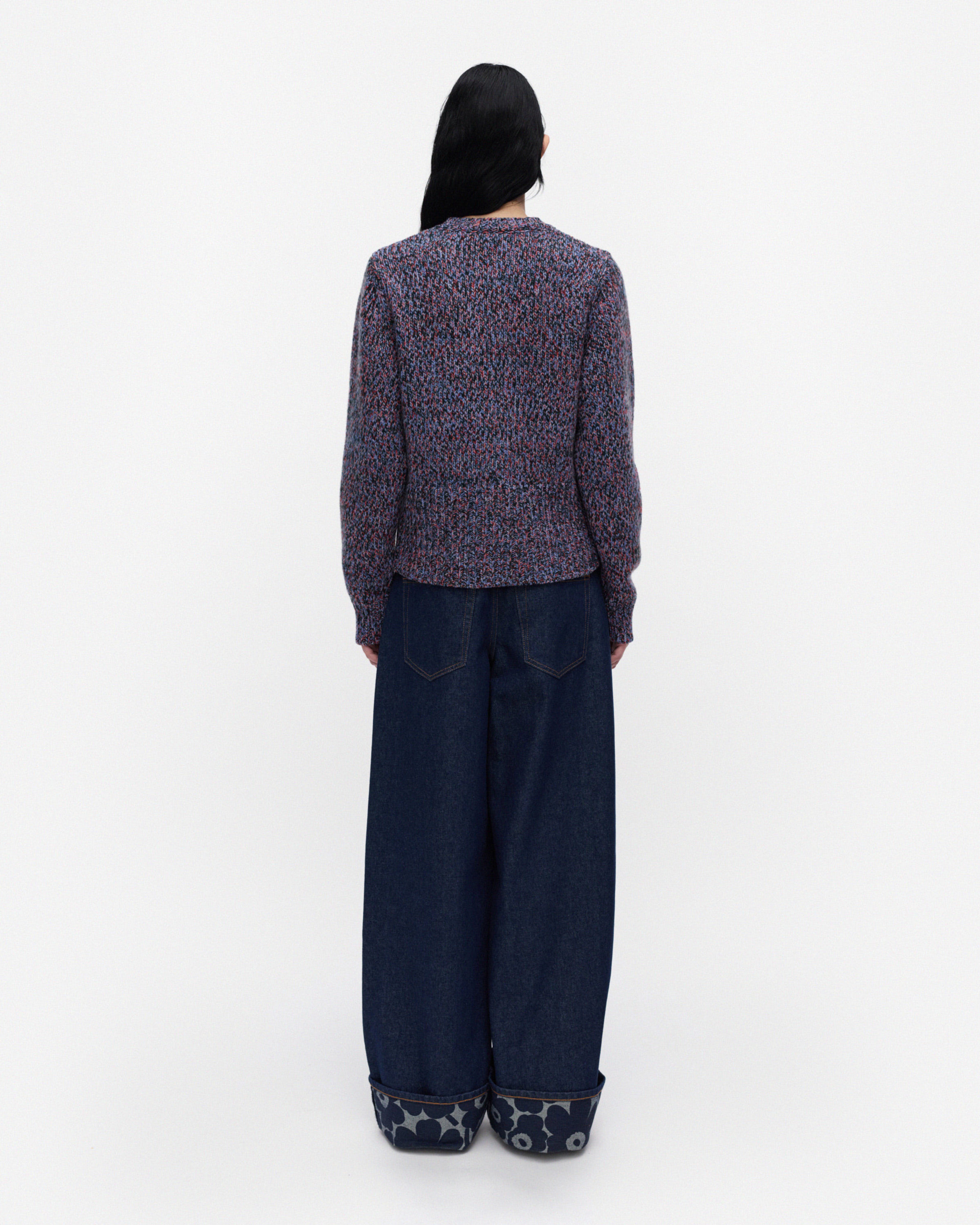 Hässäkkä, Knitted cardigan, blue, red, white, black,
