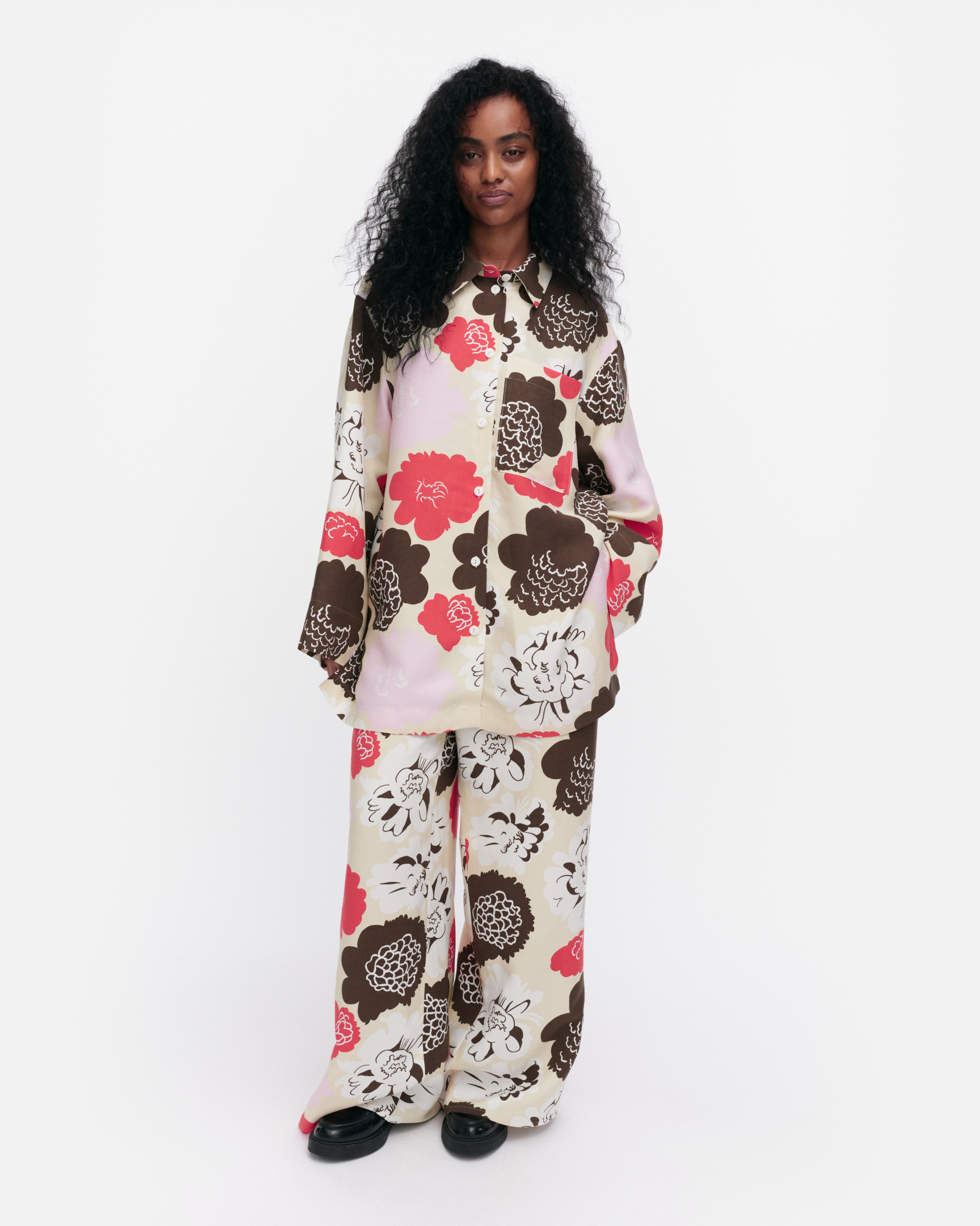 Kammeta Pioni, Shirt, beige, red, light pink, brown,