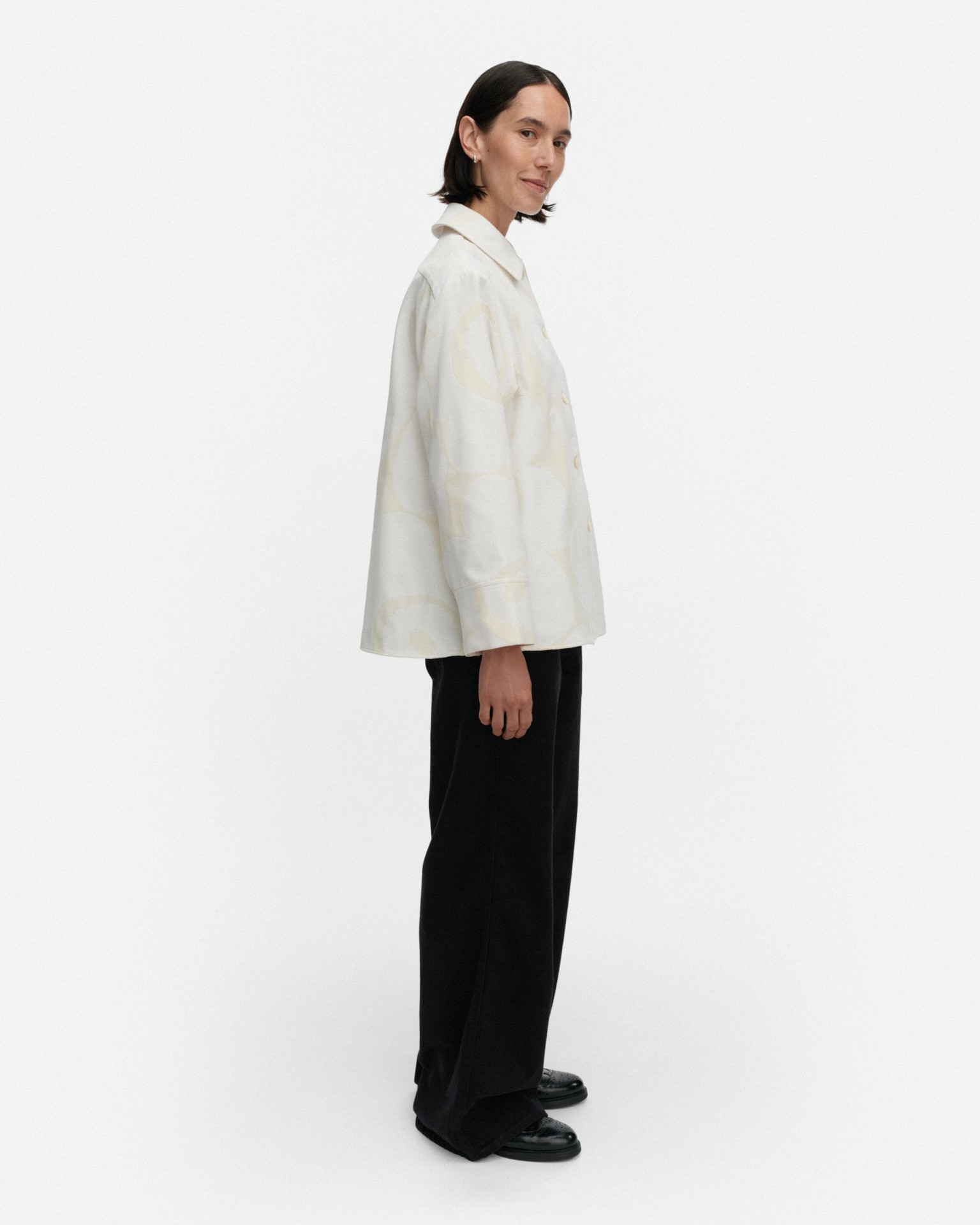 Ladonta Unikko, Shirt, white, off white,
