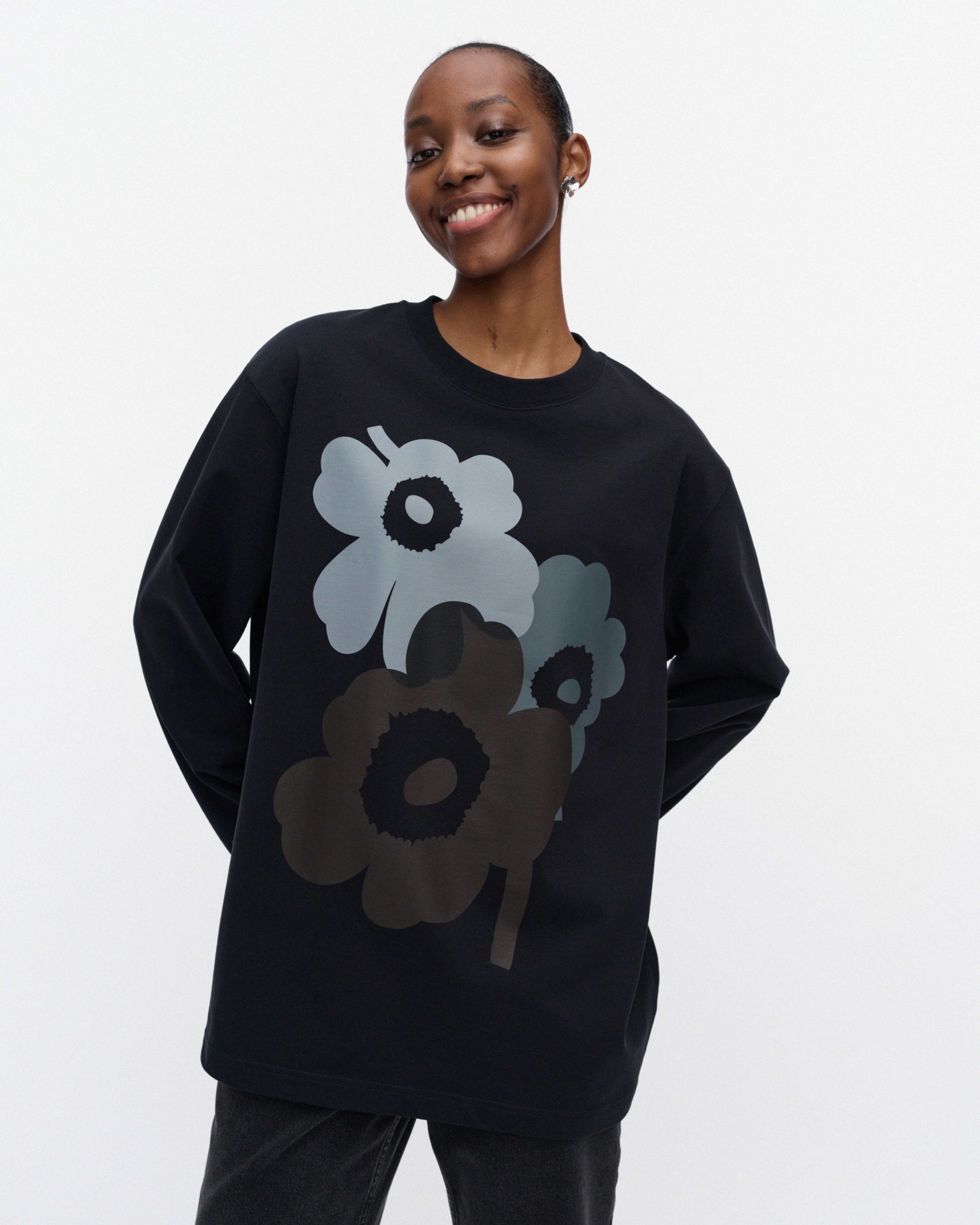 Biitti Unikko Placement, Kioski jersey shirt, black, grey, dark brown,