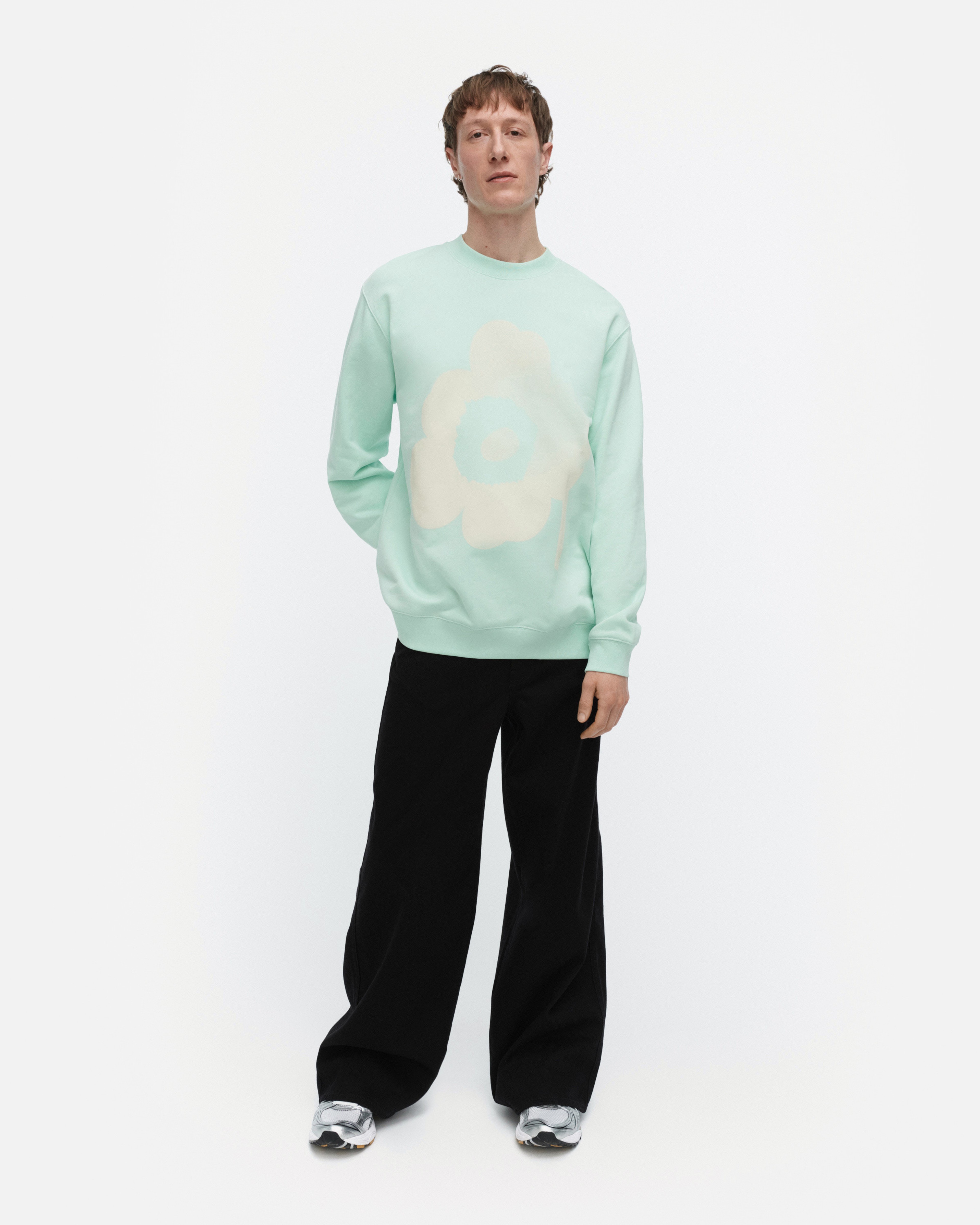 Loisto Unikko Placement Kioski sweatshirt