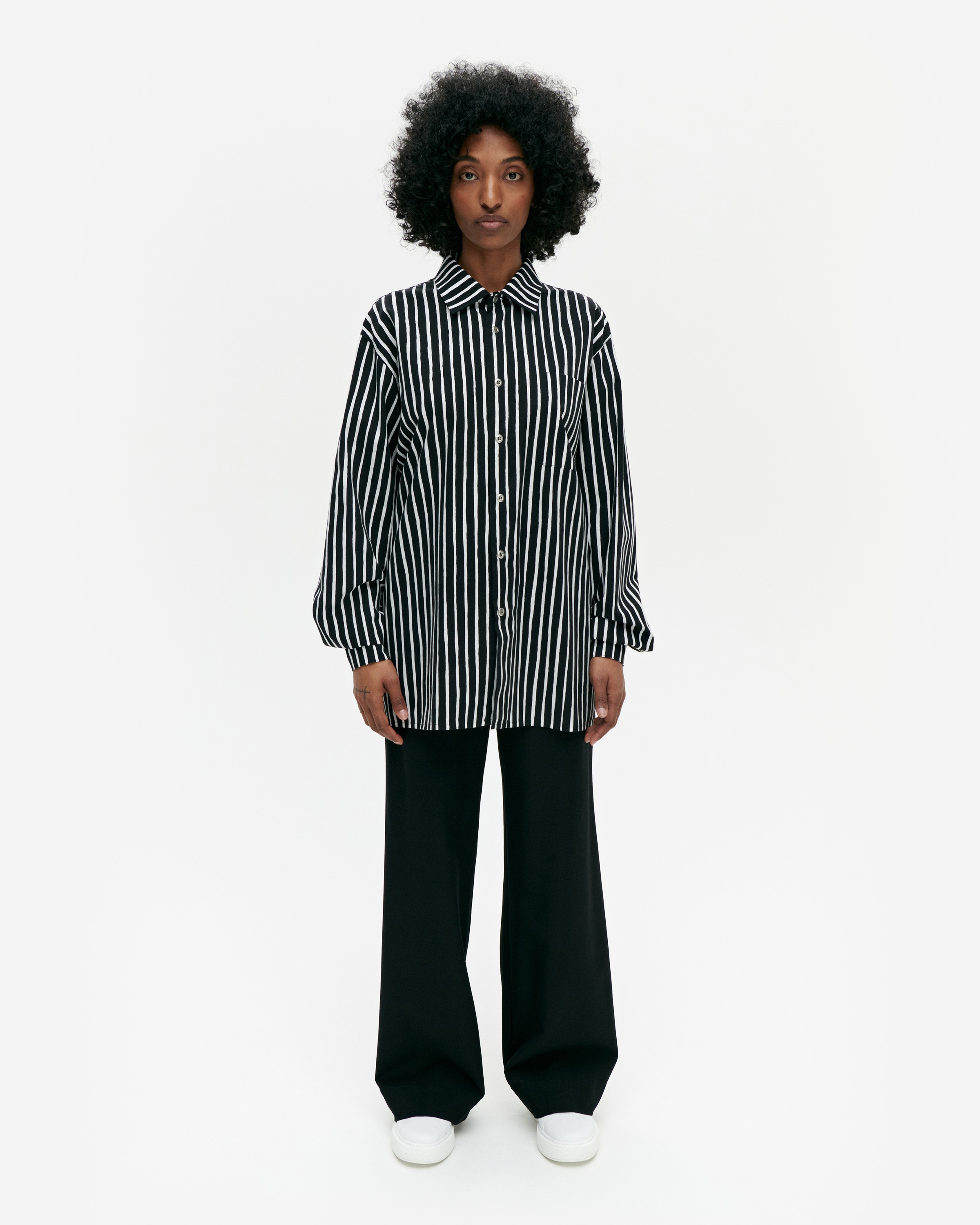 Jokapoika, Kioski cotton shirt, black, white,