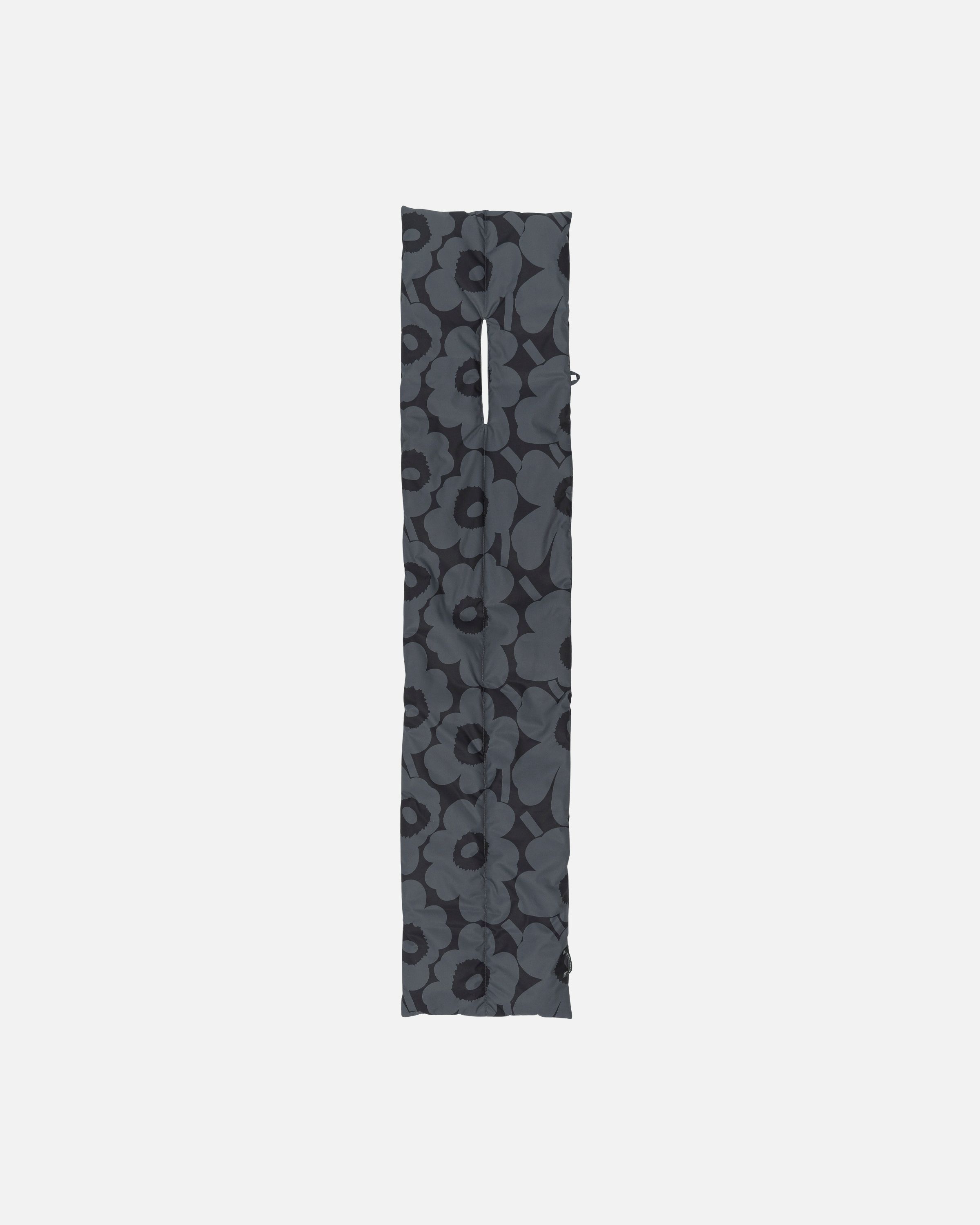 Croma Unikko Scarf dark grey, black | Marimekko