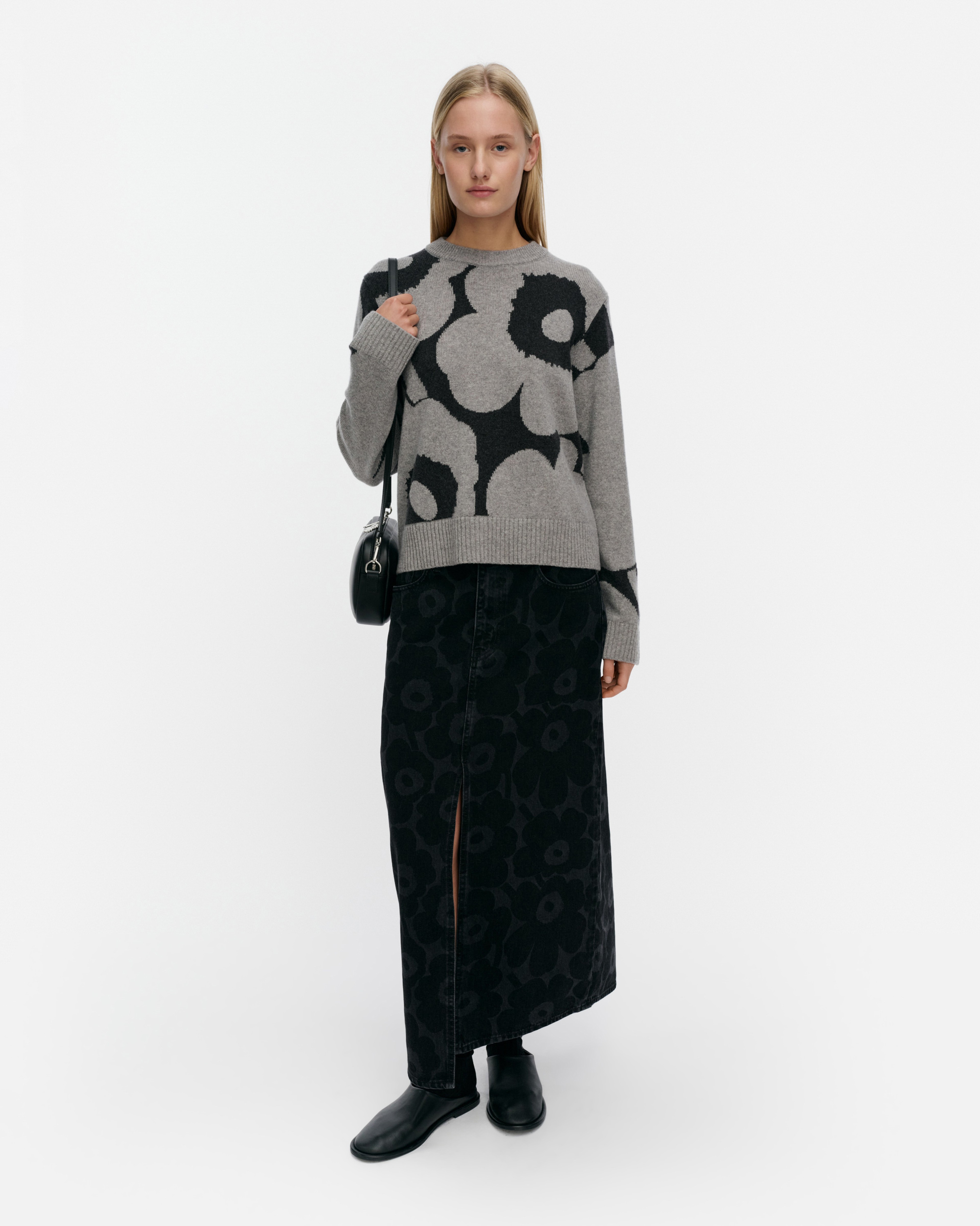 Aatto Unikko, Knitted pullover, light grey, dark grey,