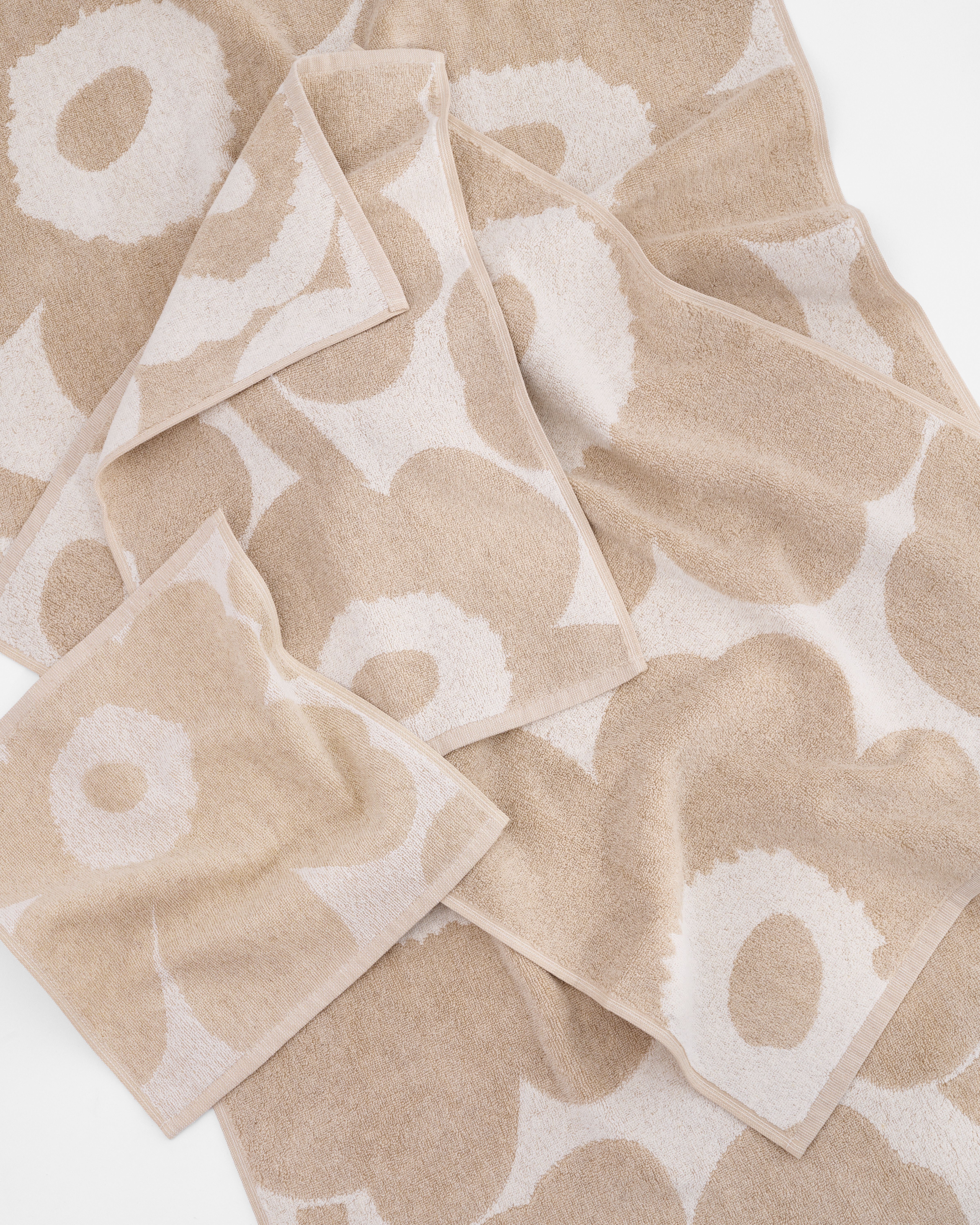 Unikko Guest towel 30x50 cm | Marimekko
