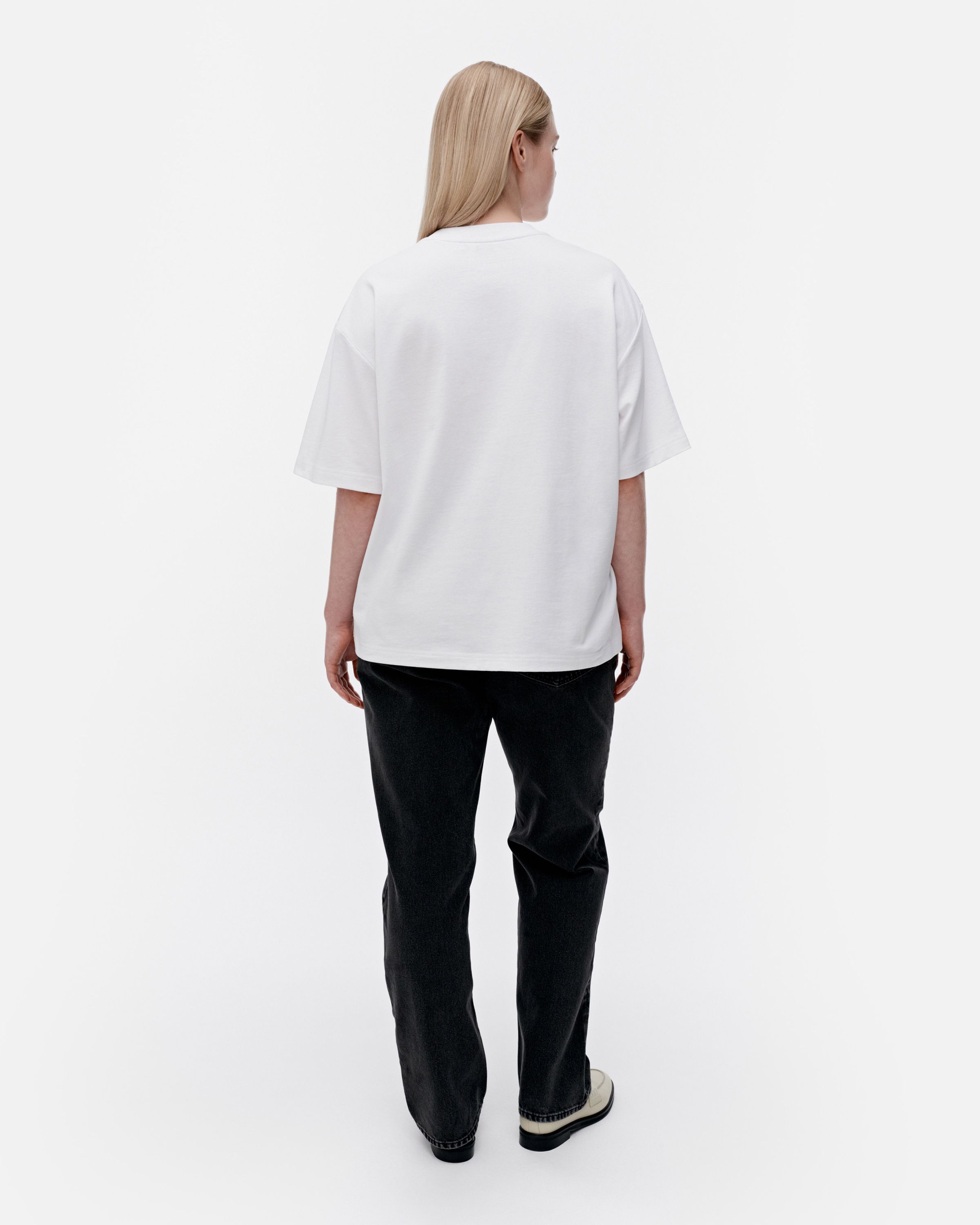 【2025SS】marimekko マリメッコ/Veisto Logo Placement Tシャツ Veisto Logo Placement Shirt | Marimekko