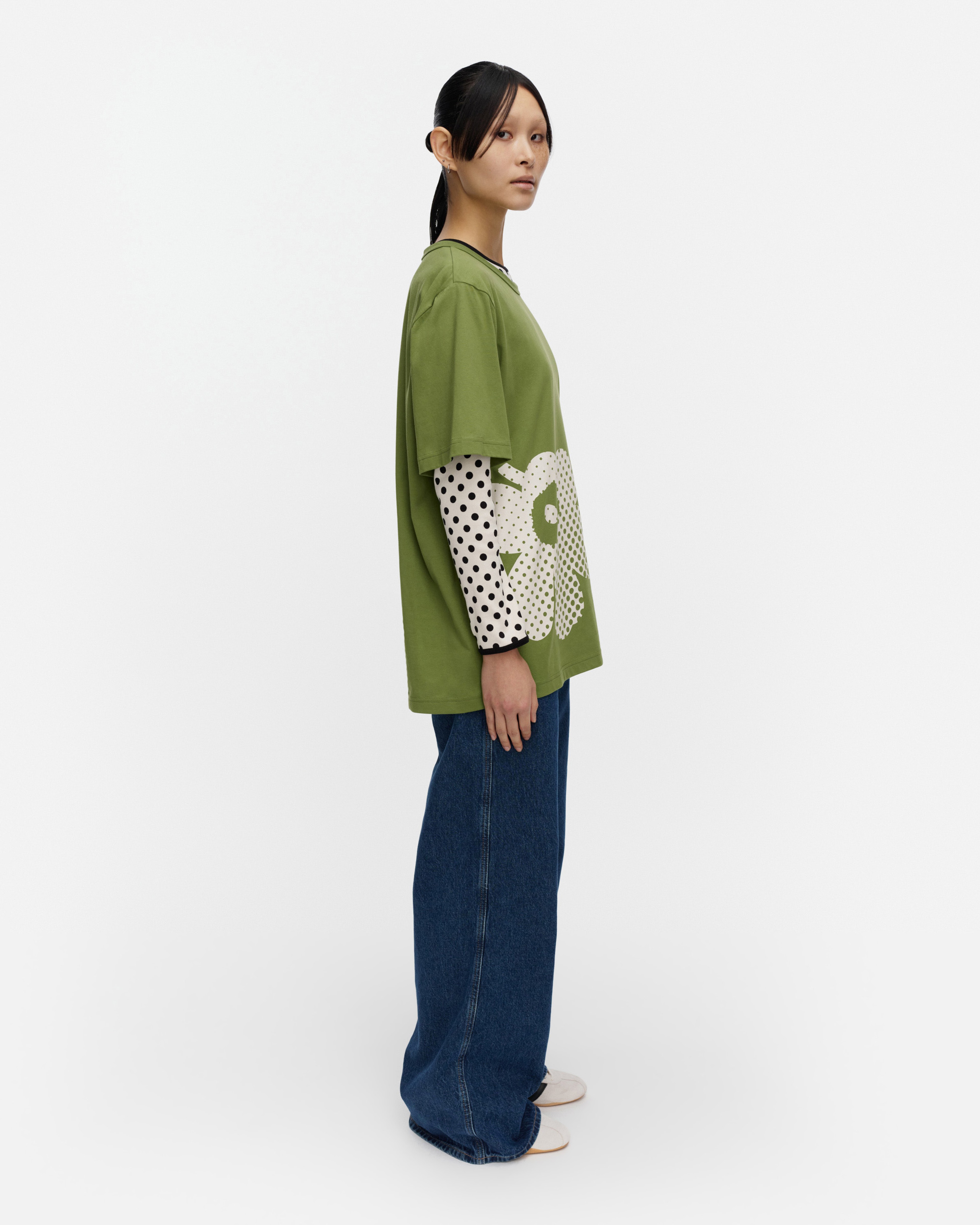 Vihne Unikko Placement Kioski t-shirt