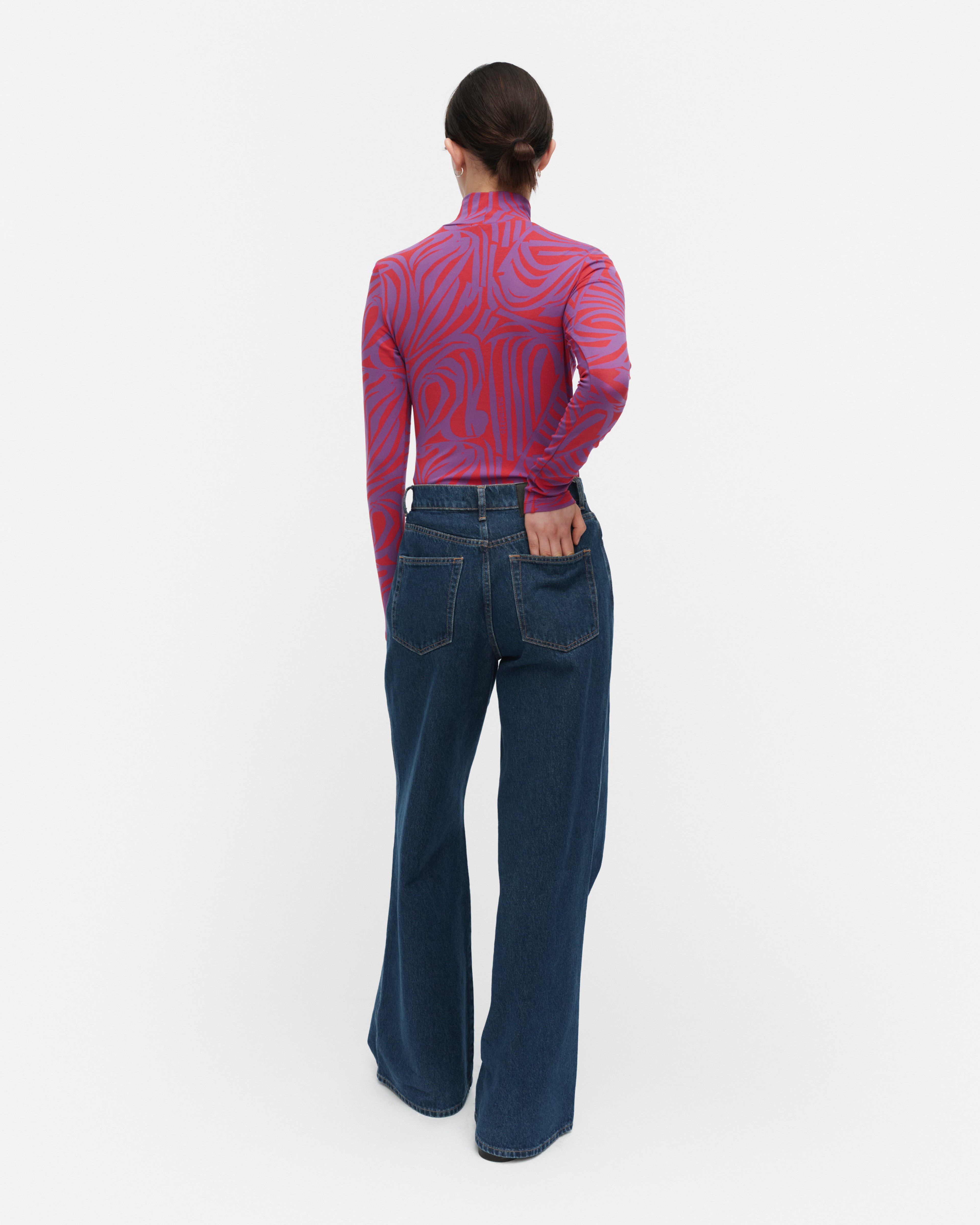 Jäkälä Jokuraita Logo, Turtleneck shirt, red, purple,