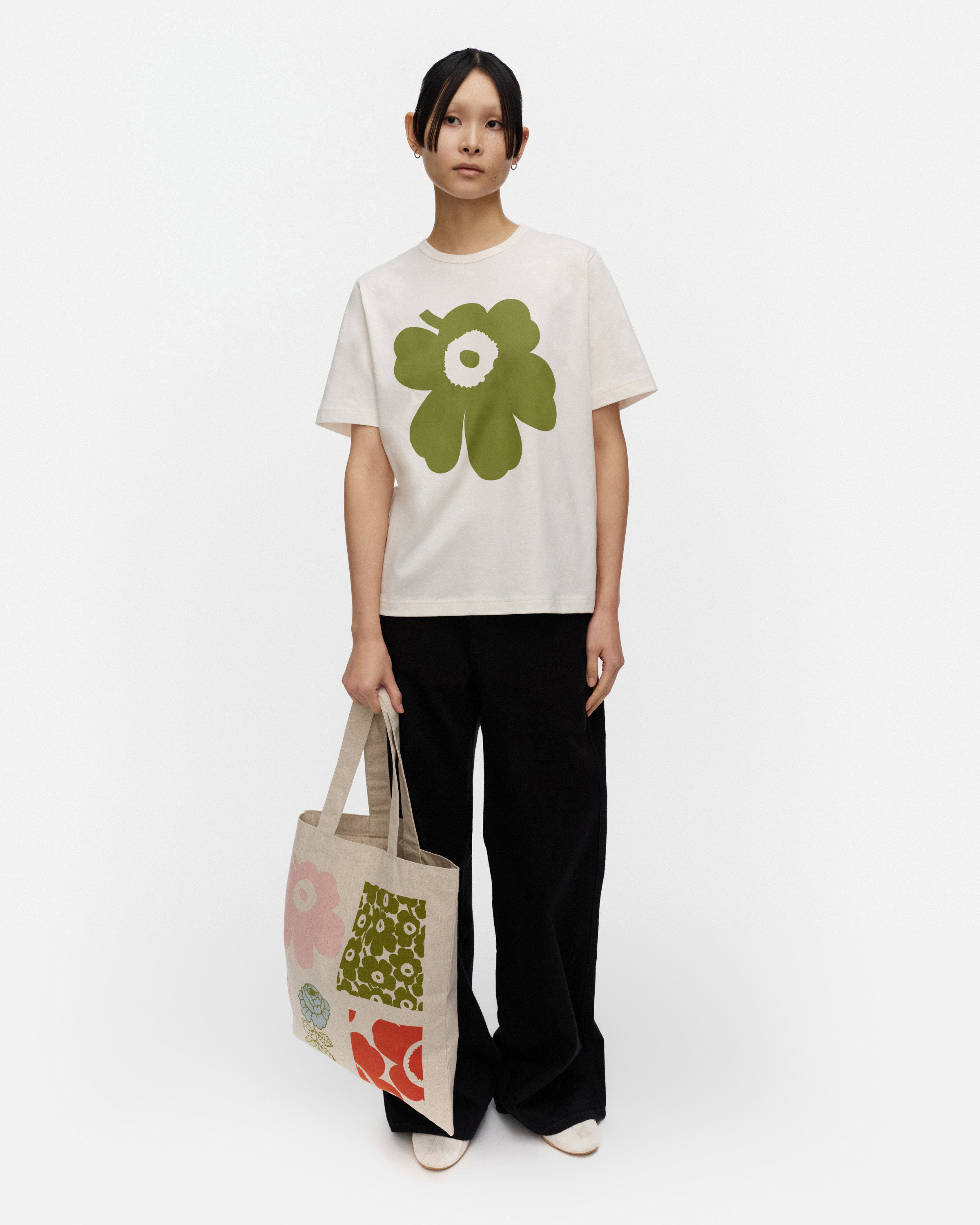 Erna Unikko Placement, Kioski t-shirt, off white, green,