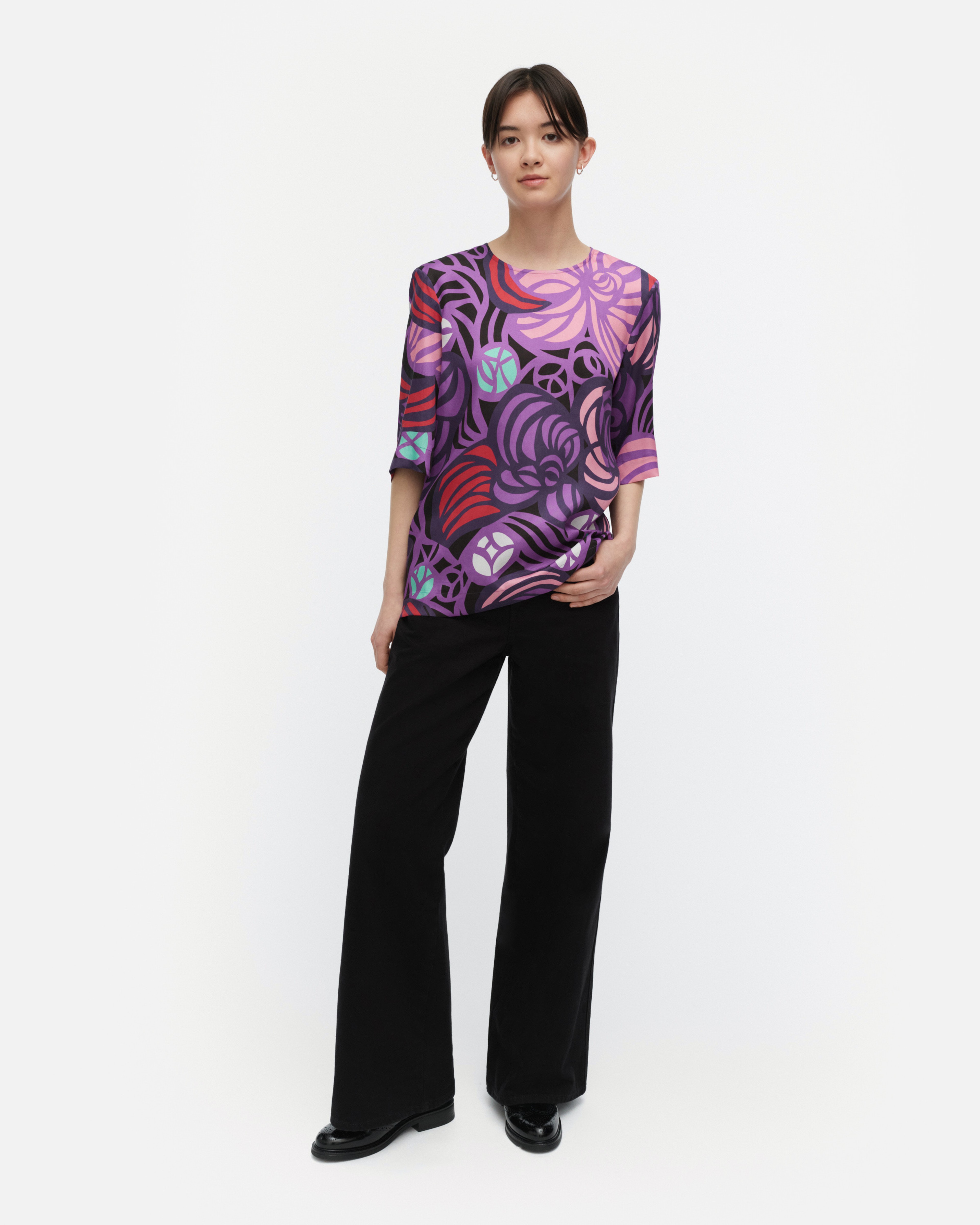 Toinen Torstai, Shirt, violet, red, pink, black,