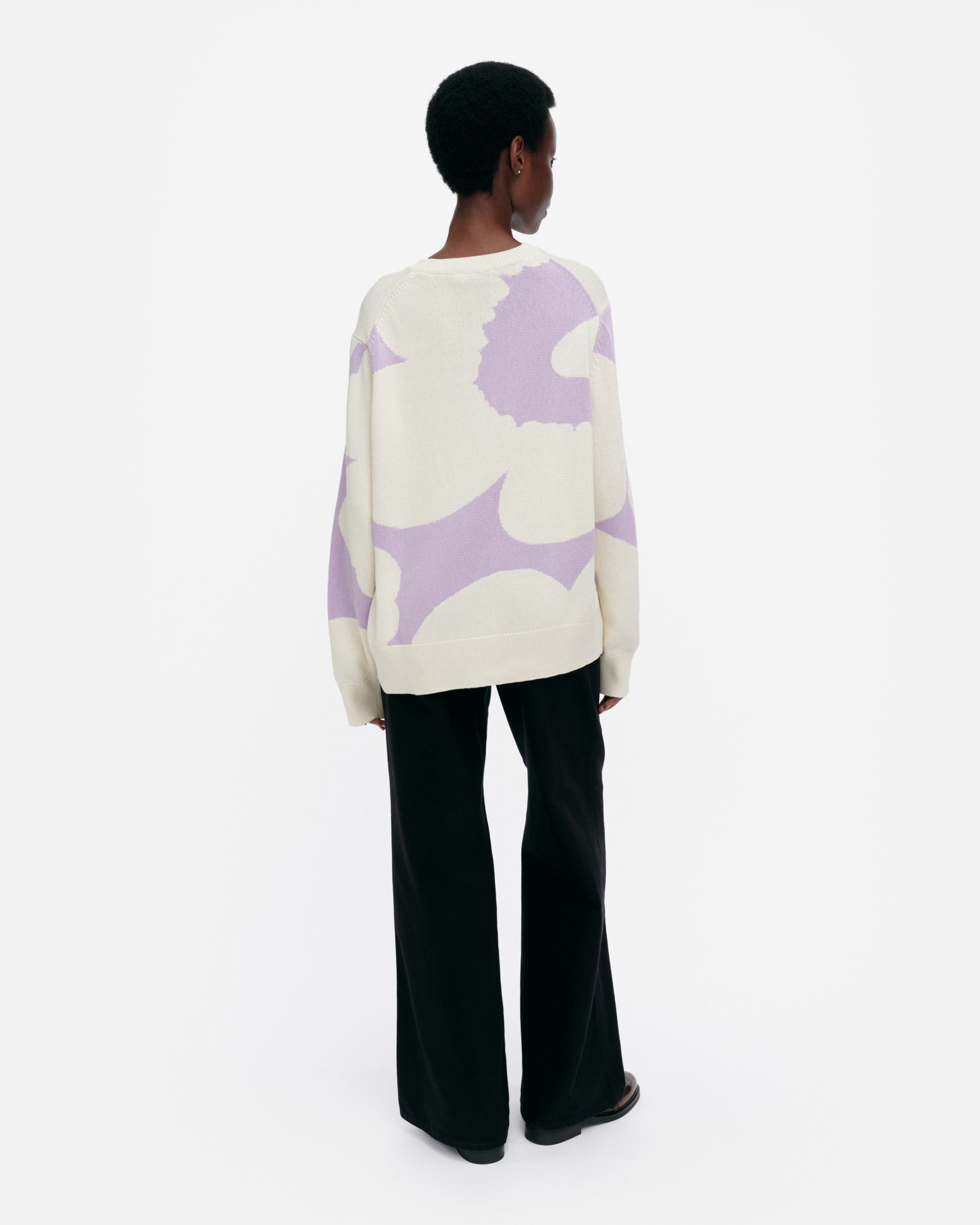 Sesonki Unikko, Knitted pullover, lilac, off white,