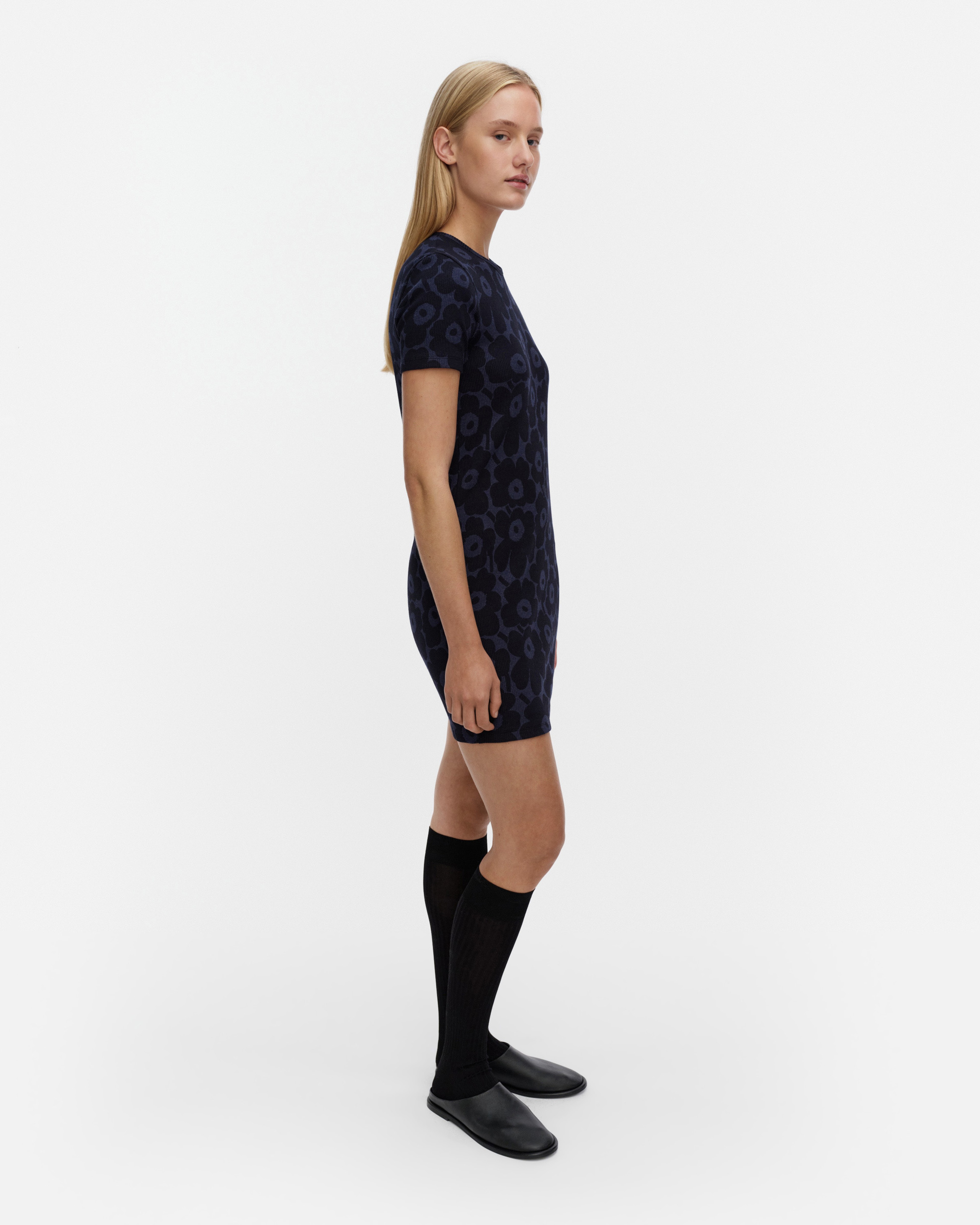 Vaihteleva Unikko, Dress, dark blue, black,
