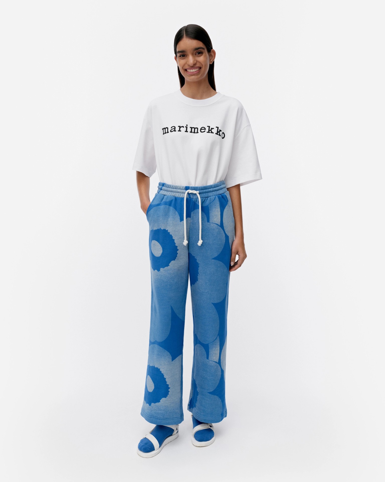 Varret Unikko, Kioski trousers, blue, off white,