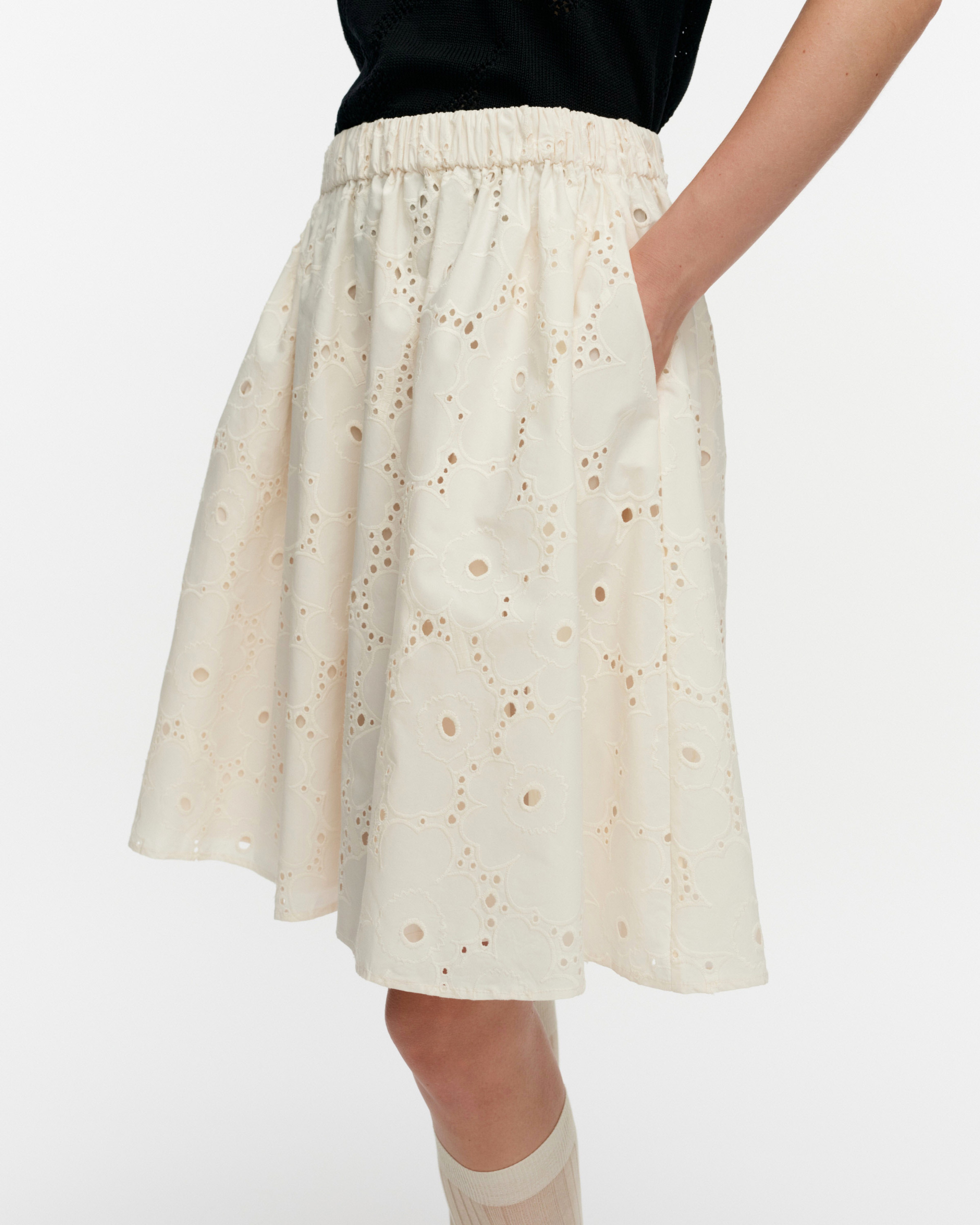 Sommittelu Unikko, Skirt, off white,
