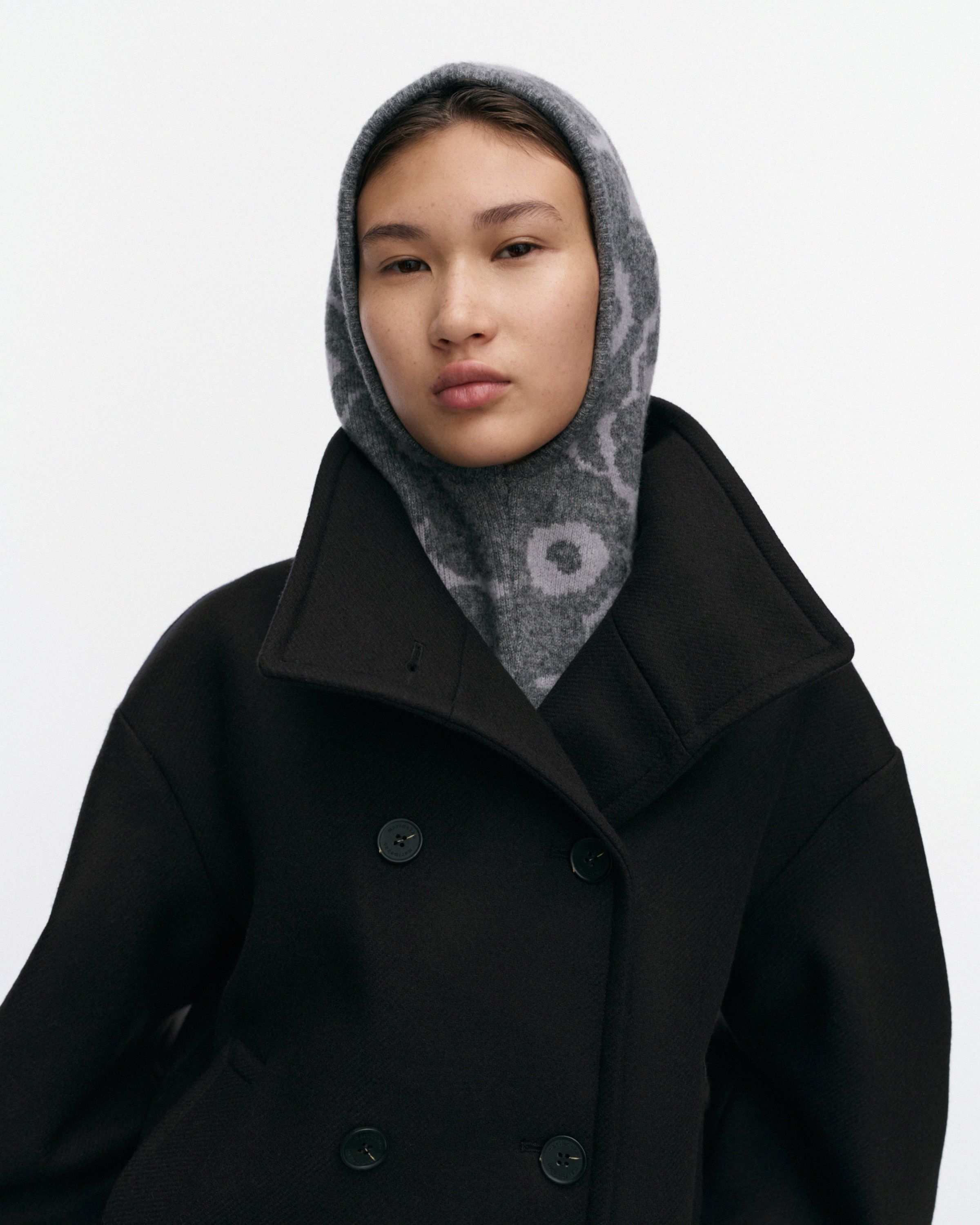 Kaaha Solid Kioski cap black, off white | Marimekko