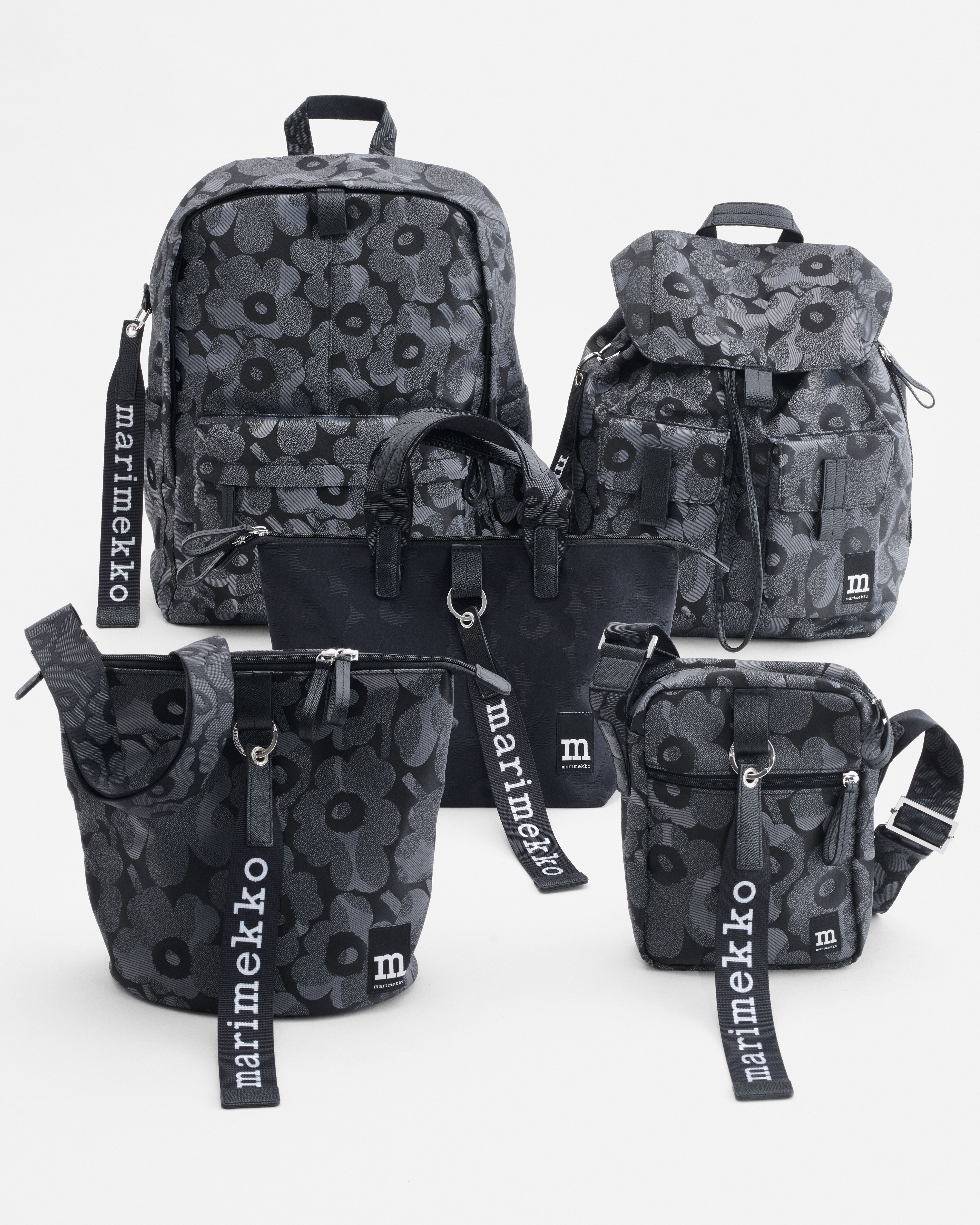 Marimekkoブラックカモフラージュリュック Everything Backpack M Unikko Bag grey, dark grey | Marimekko