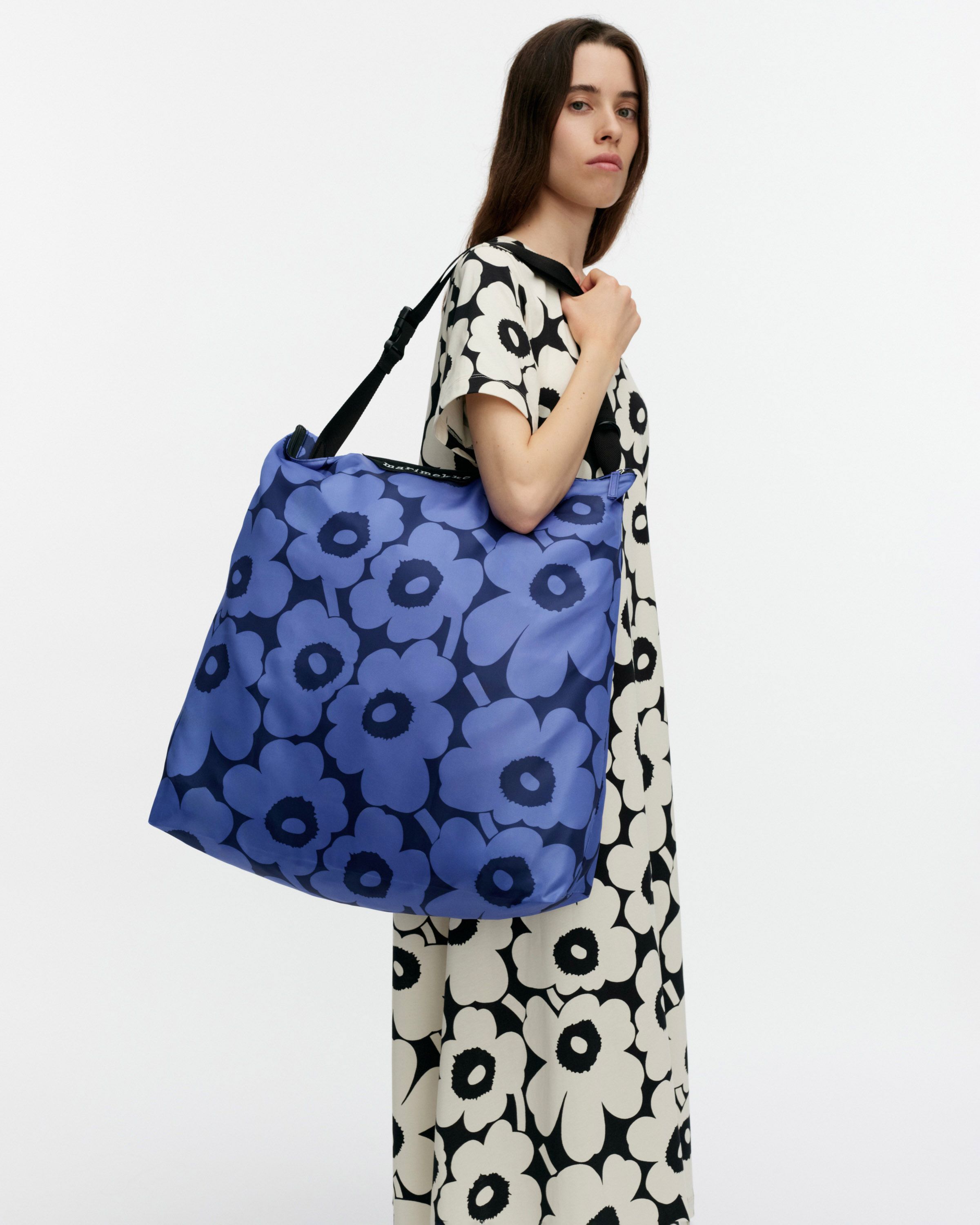 Neat Crossbody Unikko L Shoulder bag | Marimekko
