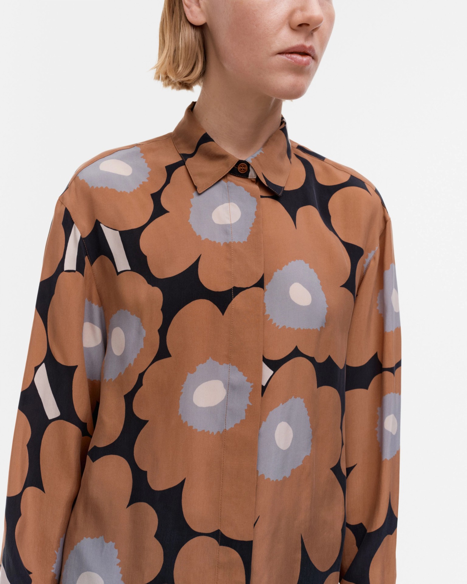 Sivuta Unikko, Cupro shirt, brown, black, grey,