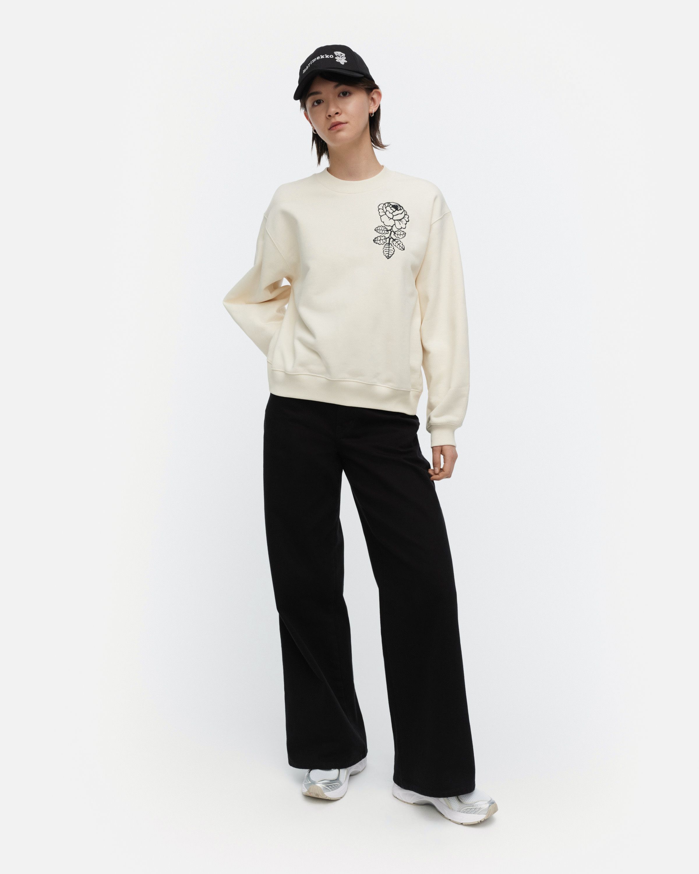 Hiutale Vihkiruusu Placement Kioski sweatshirt | Marimekko