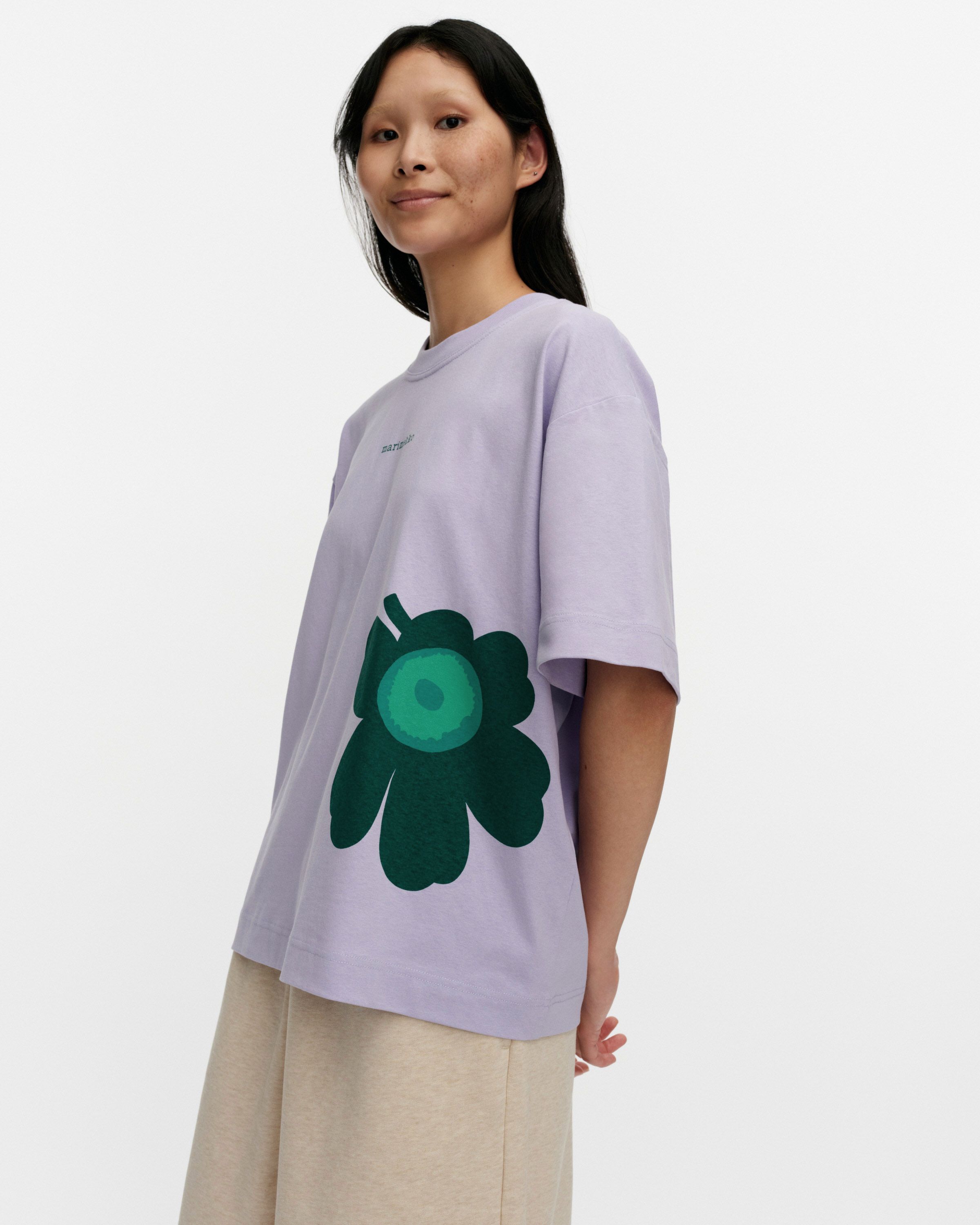 marimekko kioski Tシャツ ウニッコ marimekko（マリメッコ） tシャツ 「kioski」Vihne Unikko / t-shirt