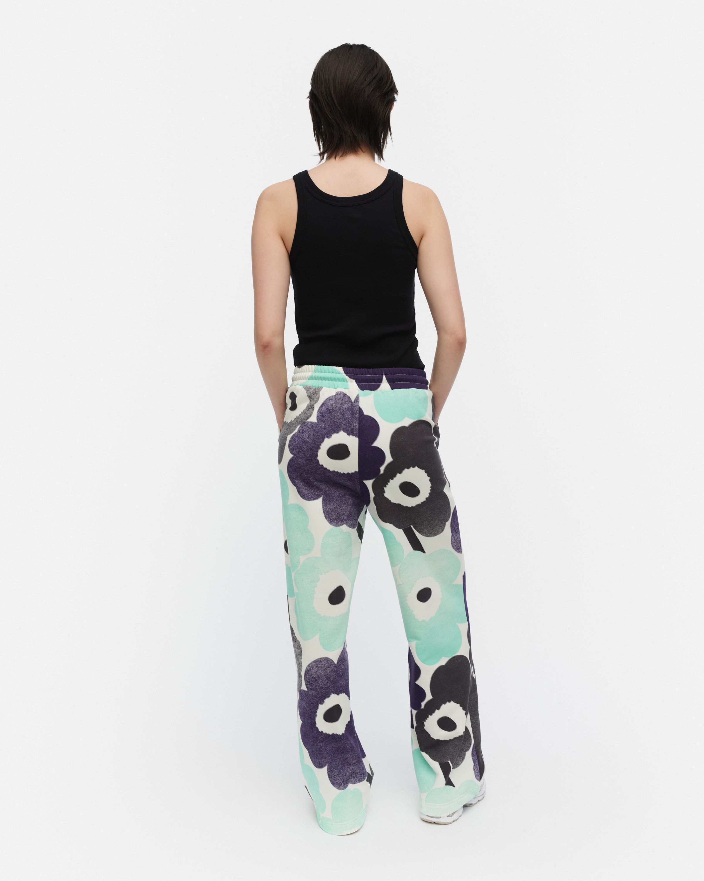 bd4362f7847a876c2c568b8b817419