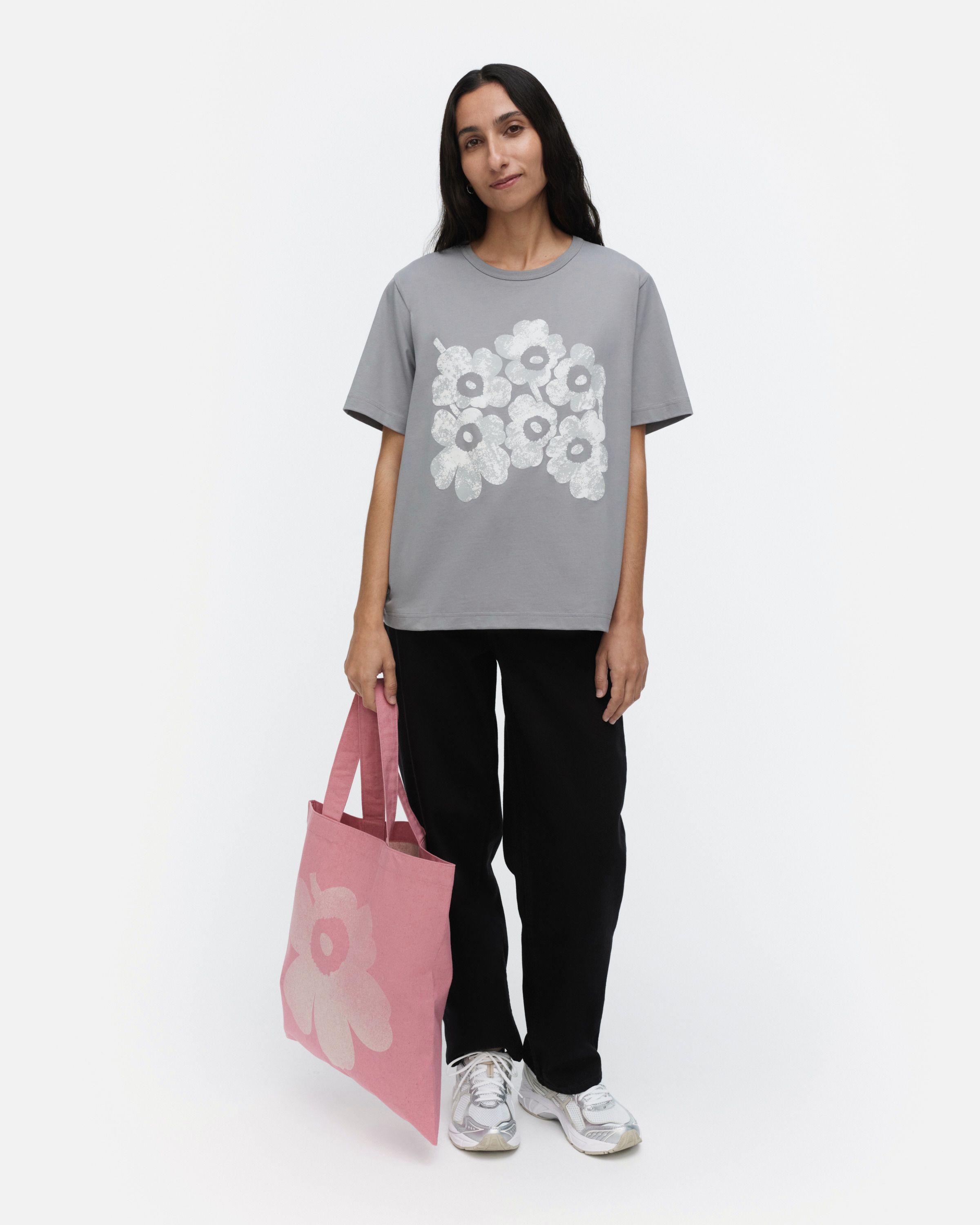 マリメッコ　Kioski Erna Unikko Placement Tシャツ Erna Unikko Placement Kioski t-shirt | Marimekko