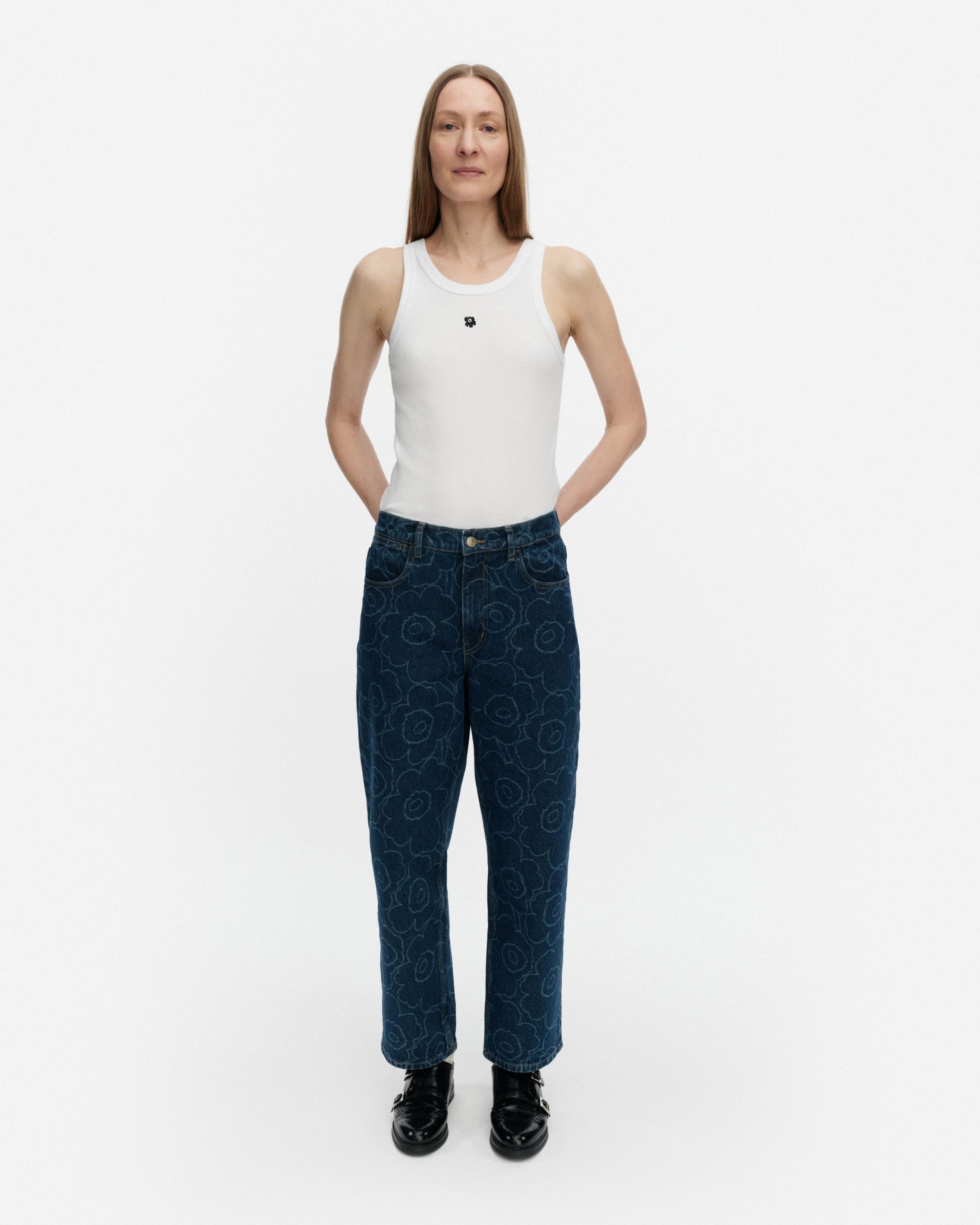 Maridenim Barrel Piirto Unikko Jeans mid indigo | Marimekko