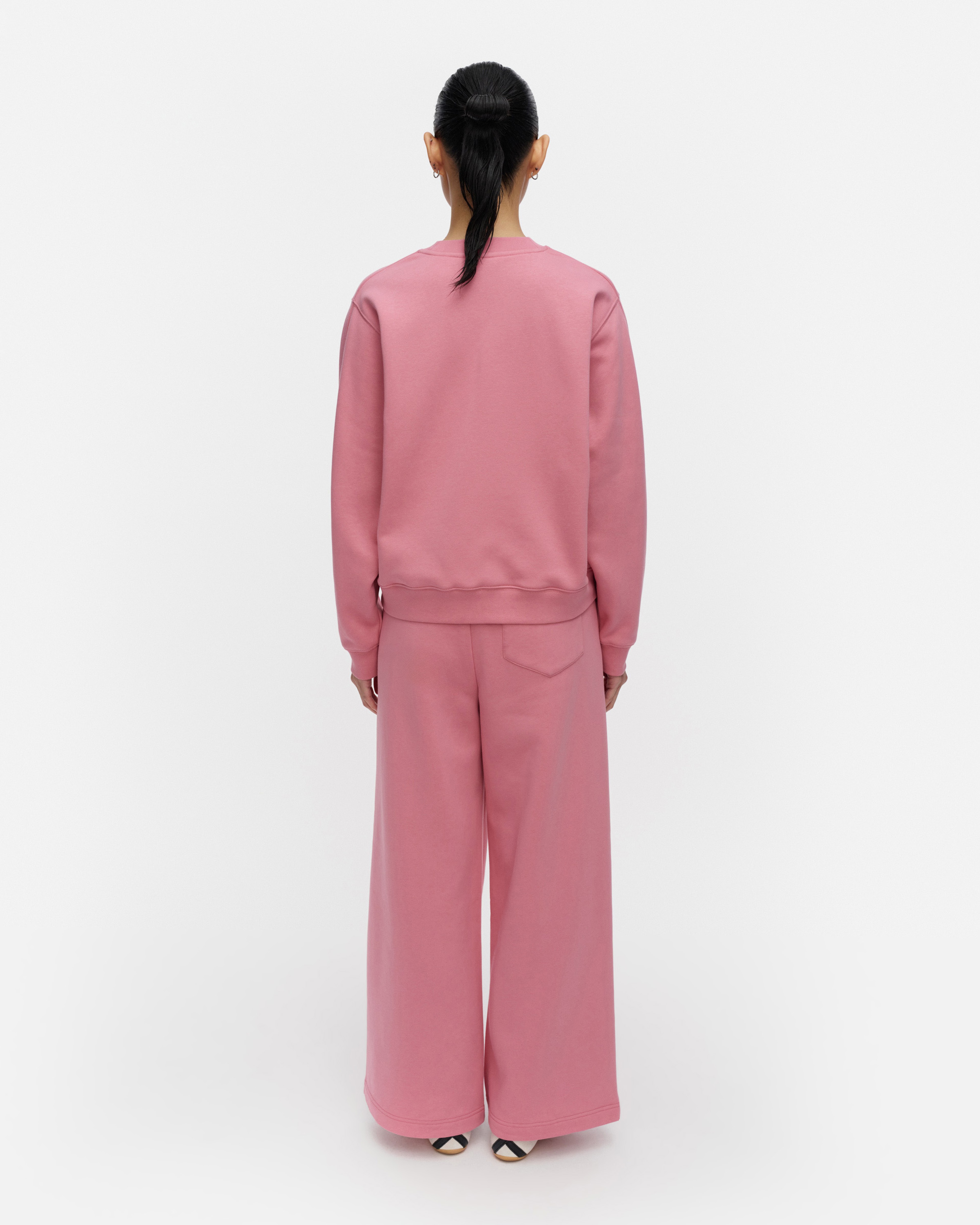 Kikapo Logo Placement Kioski sweatpants
