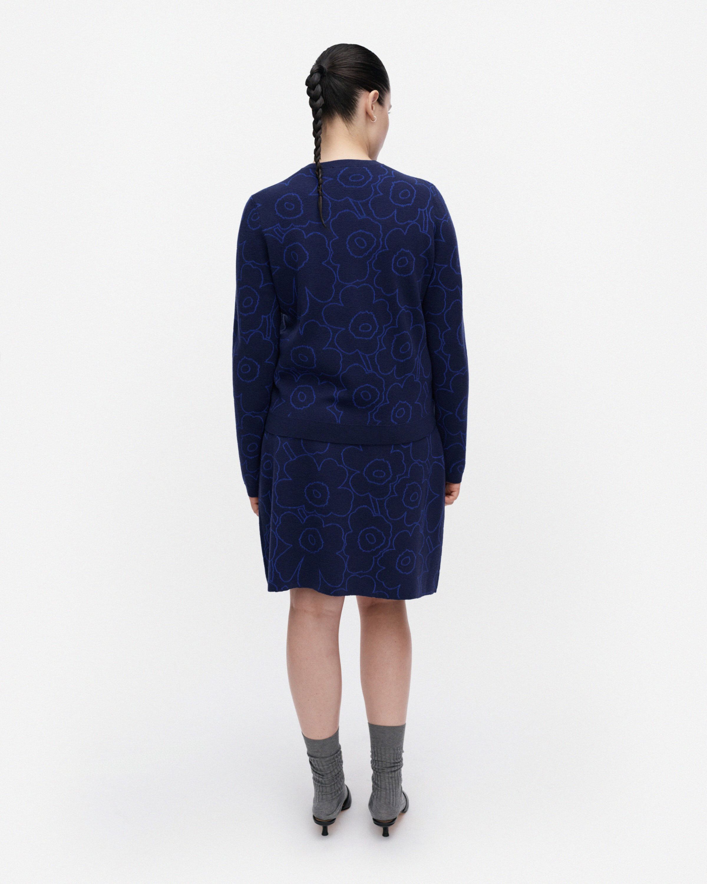 Villi Piirto Unikko Knitted cardigan dark navy, bright blue Villi Piirto Unikko Knitted cardigan dark navy, bright blue