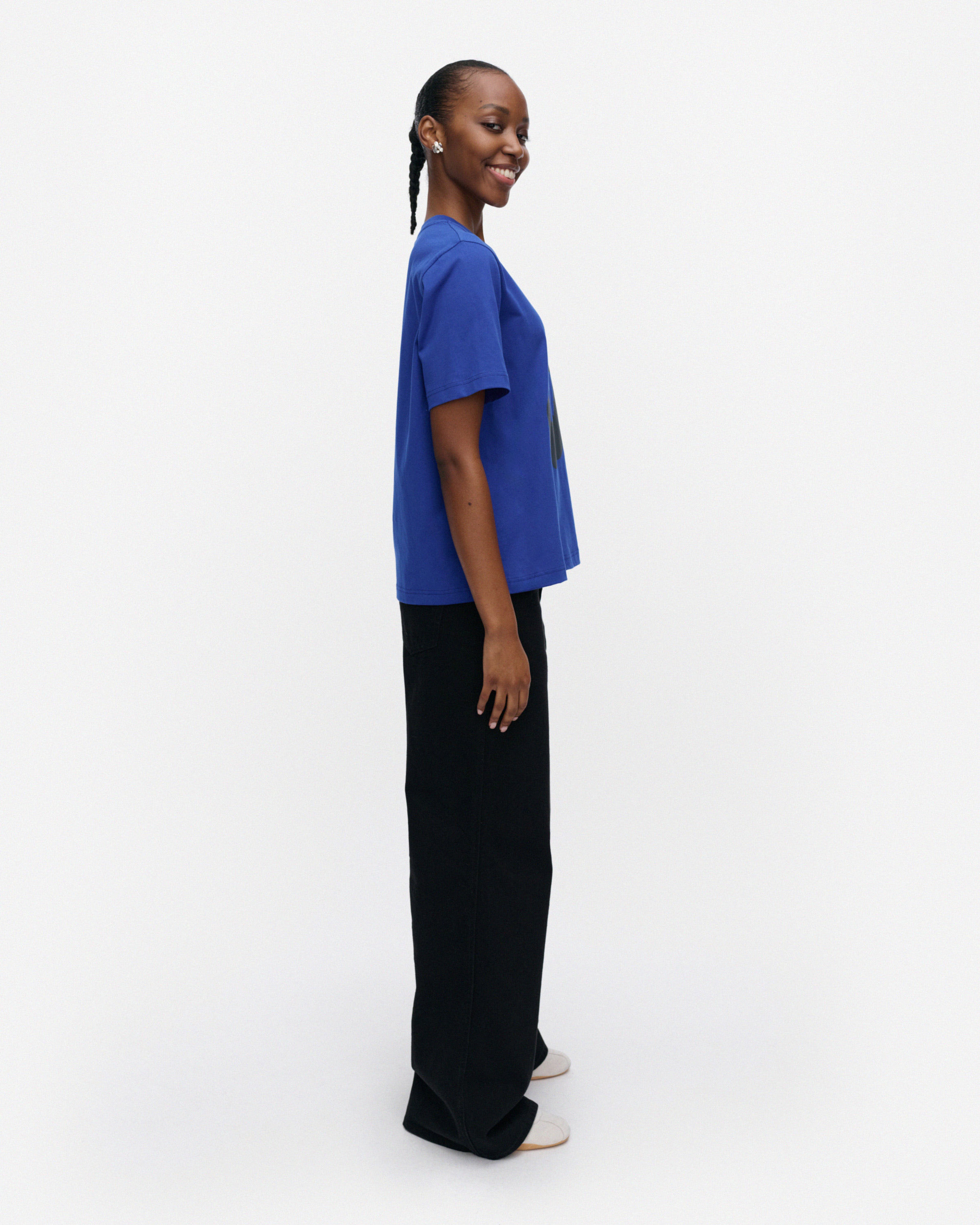 Else Unikko Placement, Kioski t-shirt, dark blue, grey, dark brown,