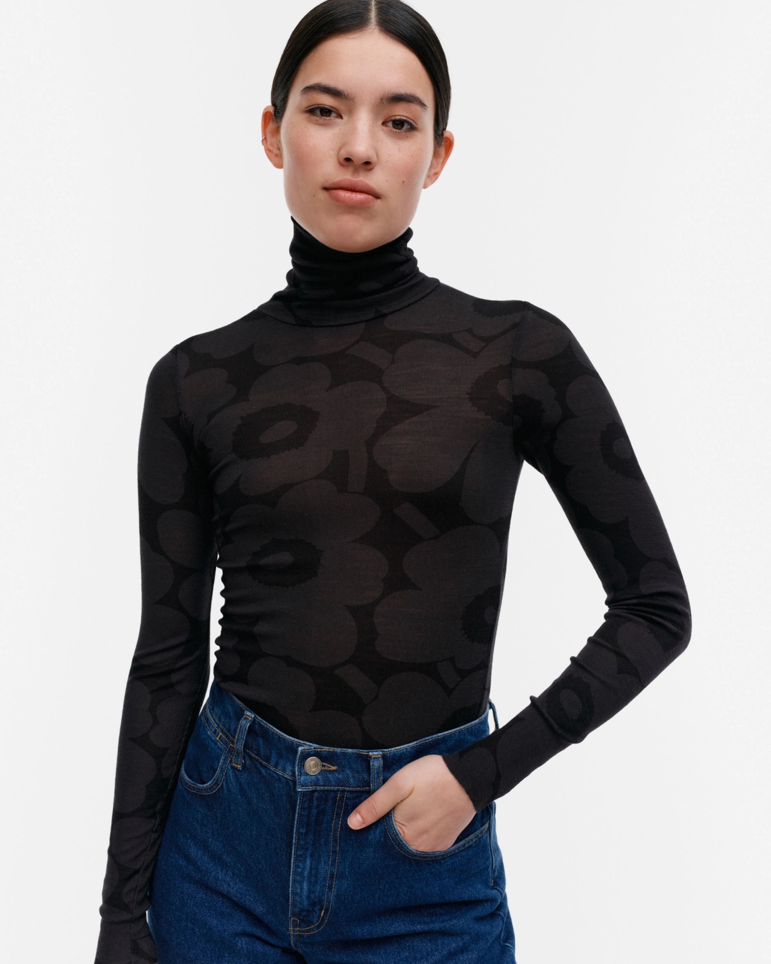 Vilina Unikko, Turtleneck shirt, dark grey, black,