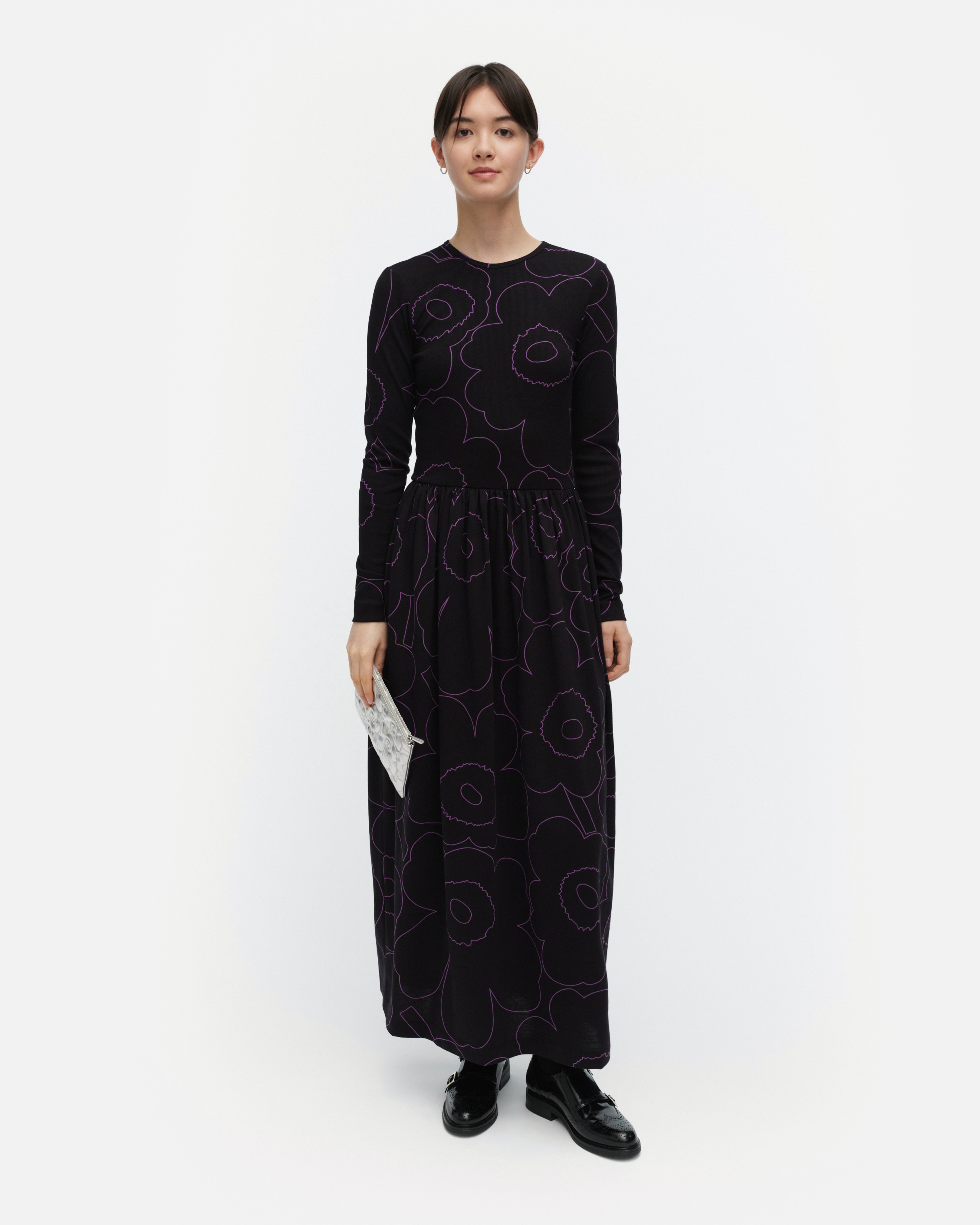 Kukkaset Piirto Unikko, Jersey dress, black, purple,