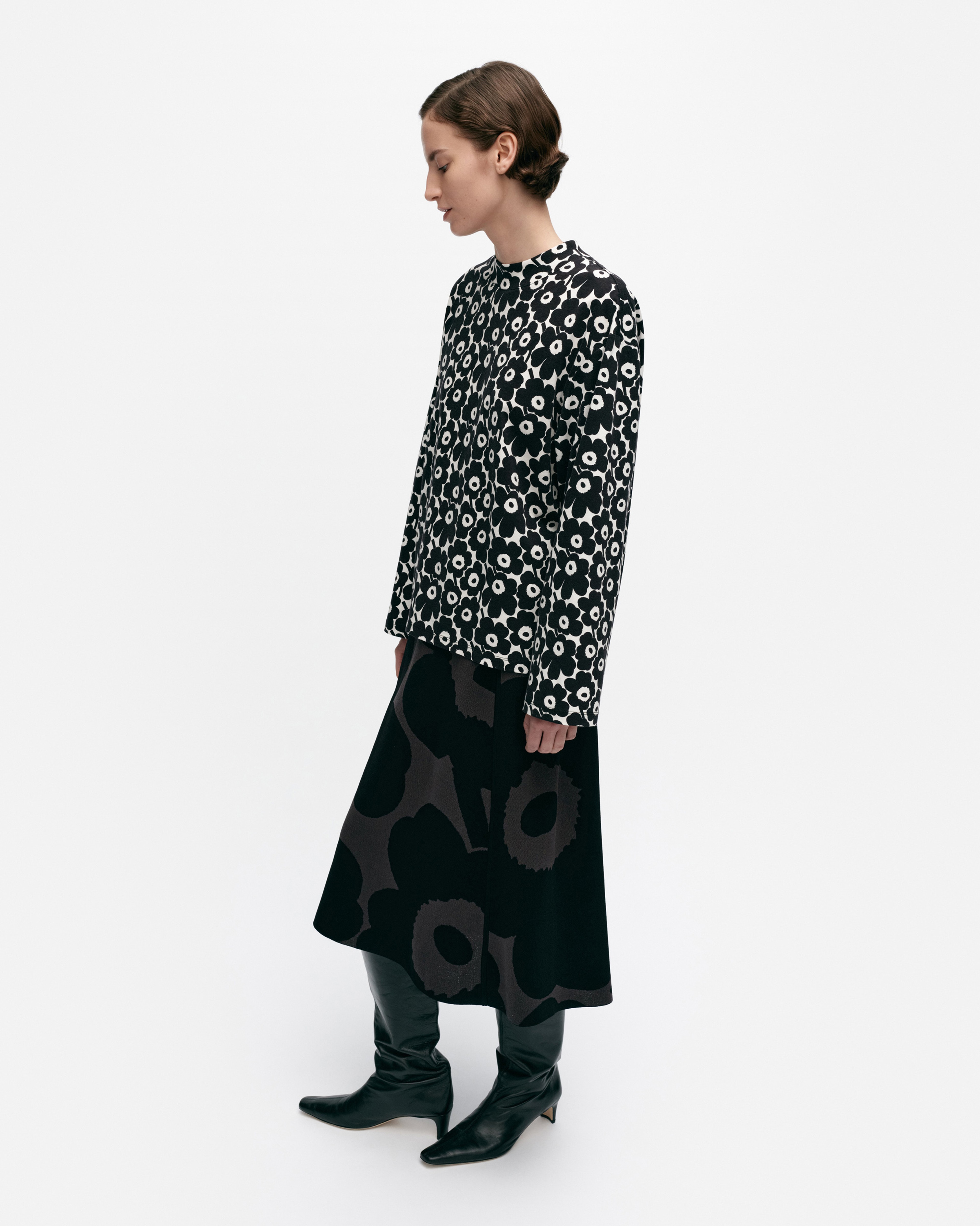 Valkea Unikko, Jersey top, off-white, black,