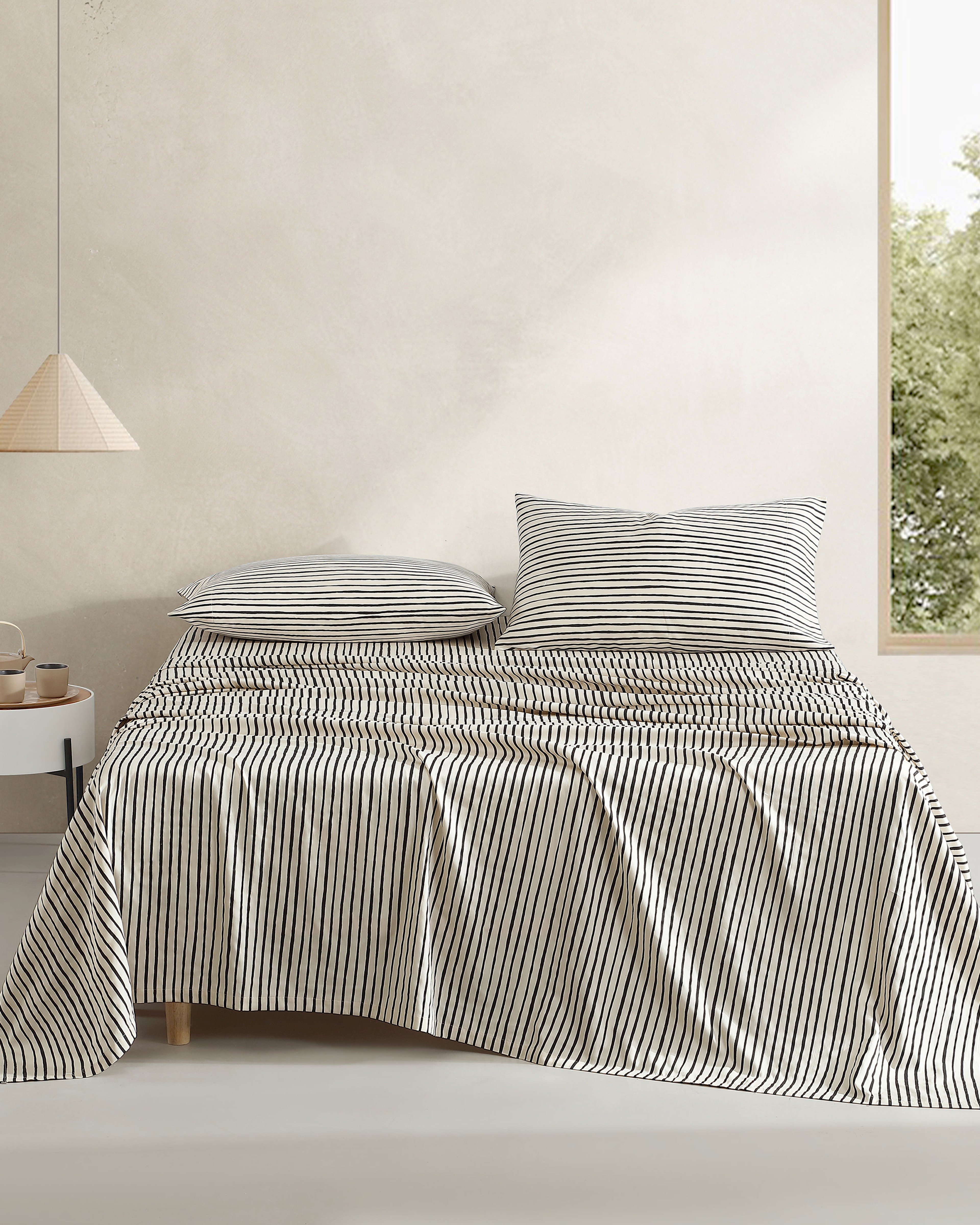 Piccolo King, Sheet set, off white, charcoal,