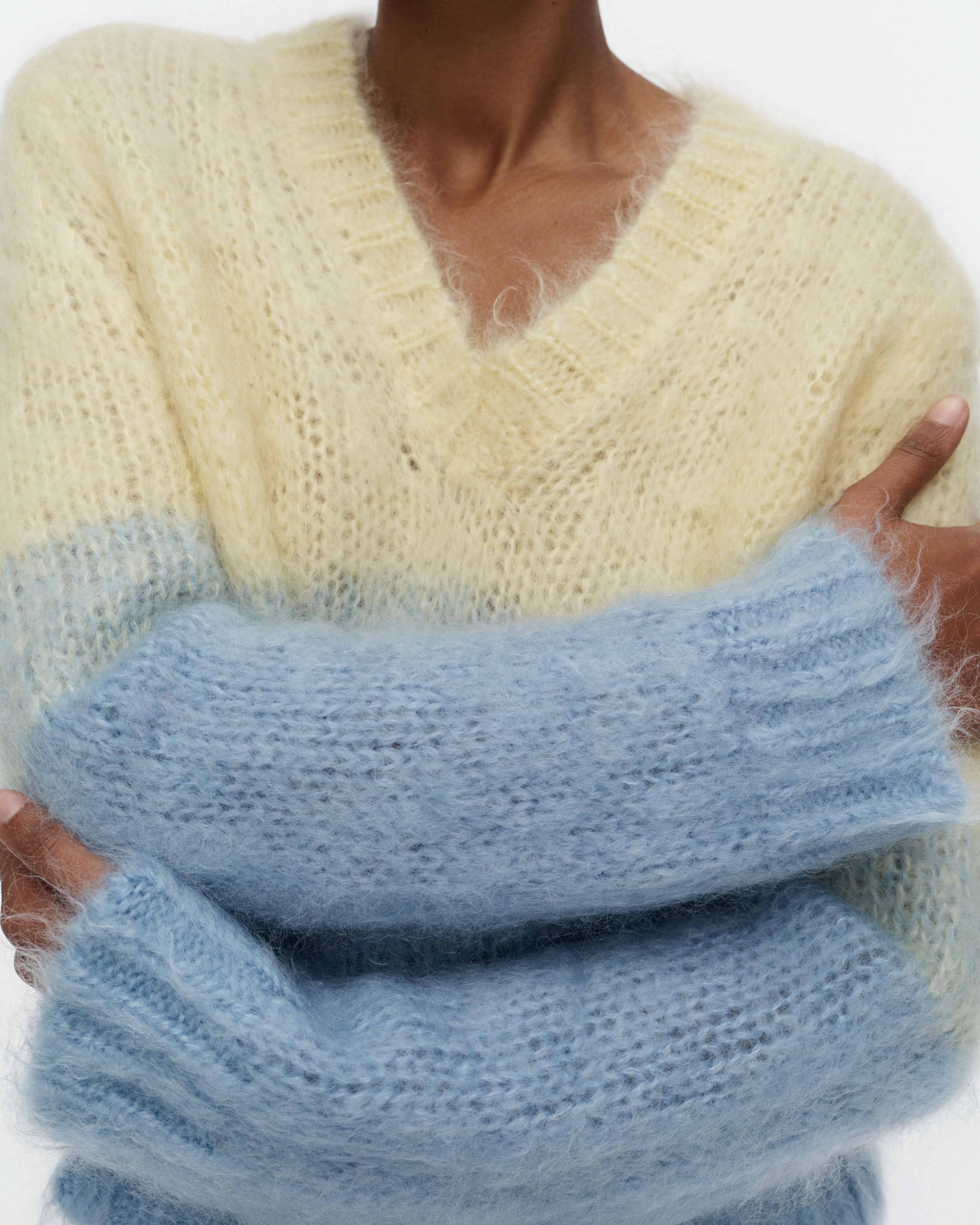 Utuinen Hennika, Knitted pullover, light yellow, light blue,