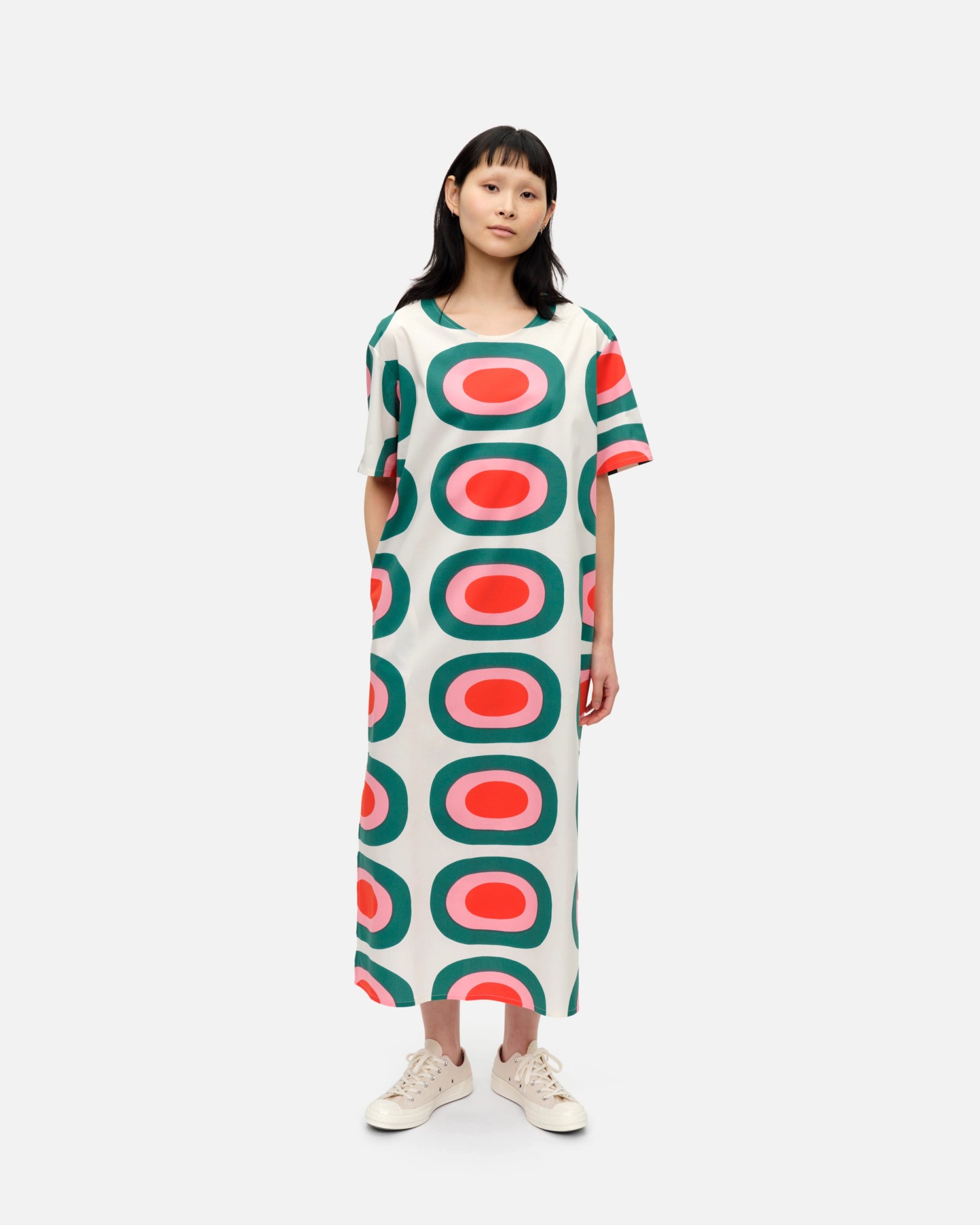 Kemut Pieni Melooni, Cotton dress, off white, green, pink, red,