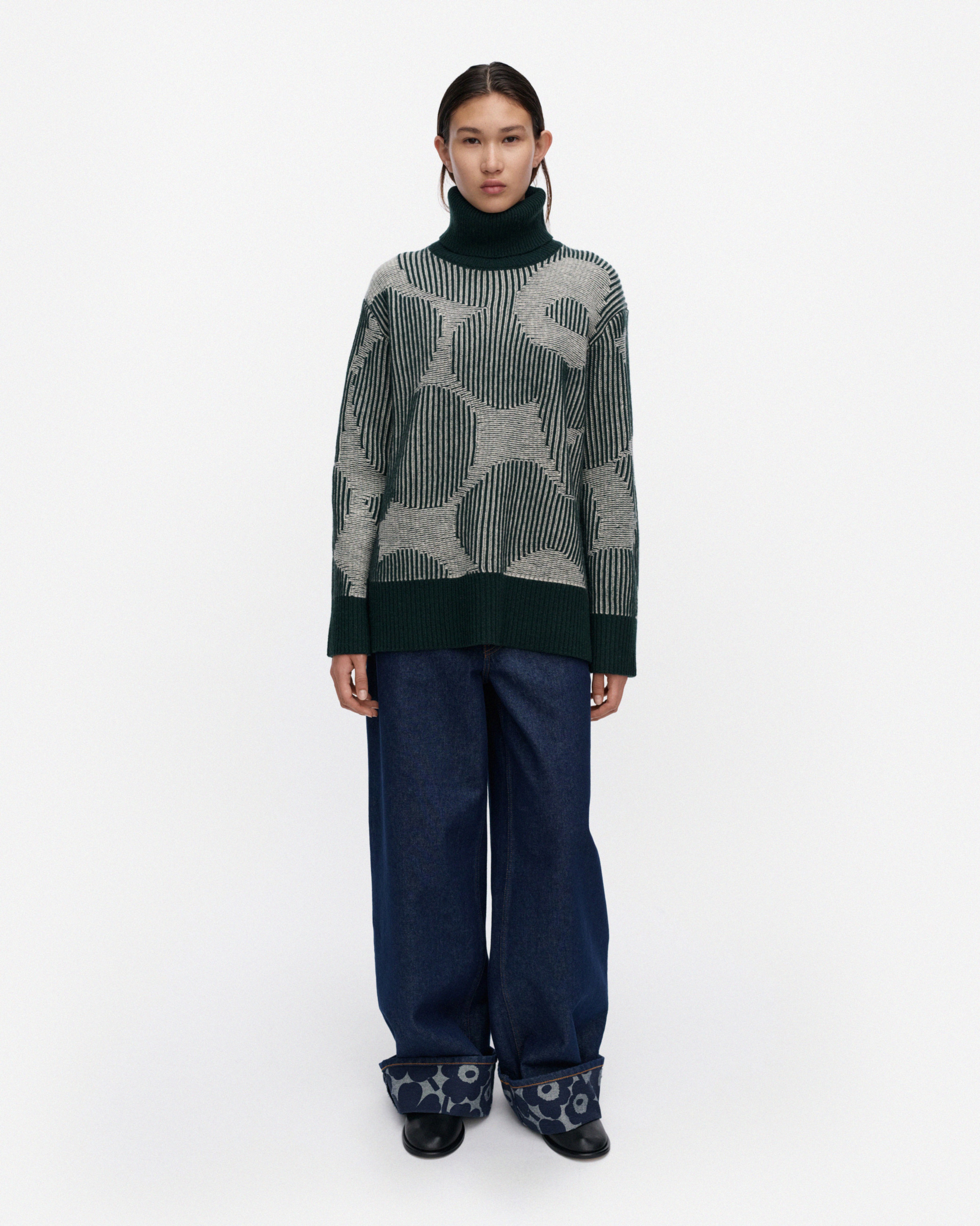 RWS Värähtely Unikko, Knitted pullover, dark green, off white,