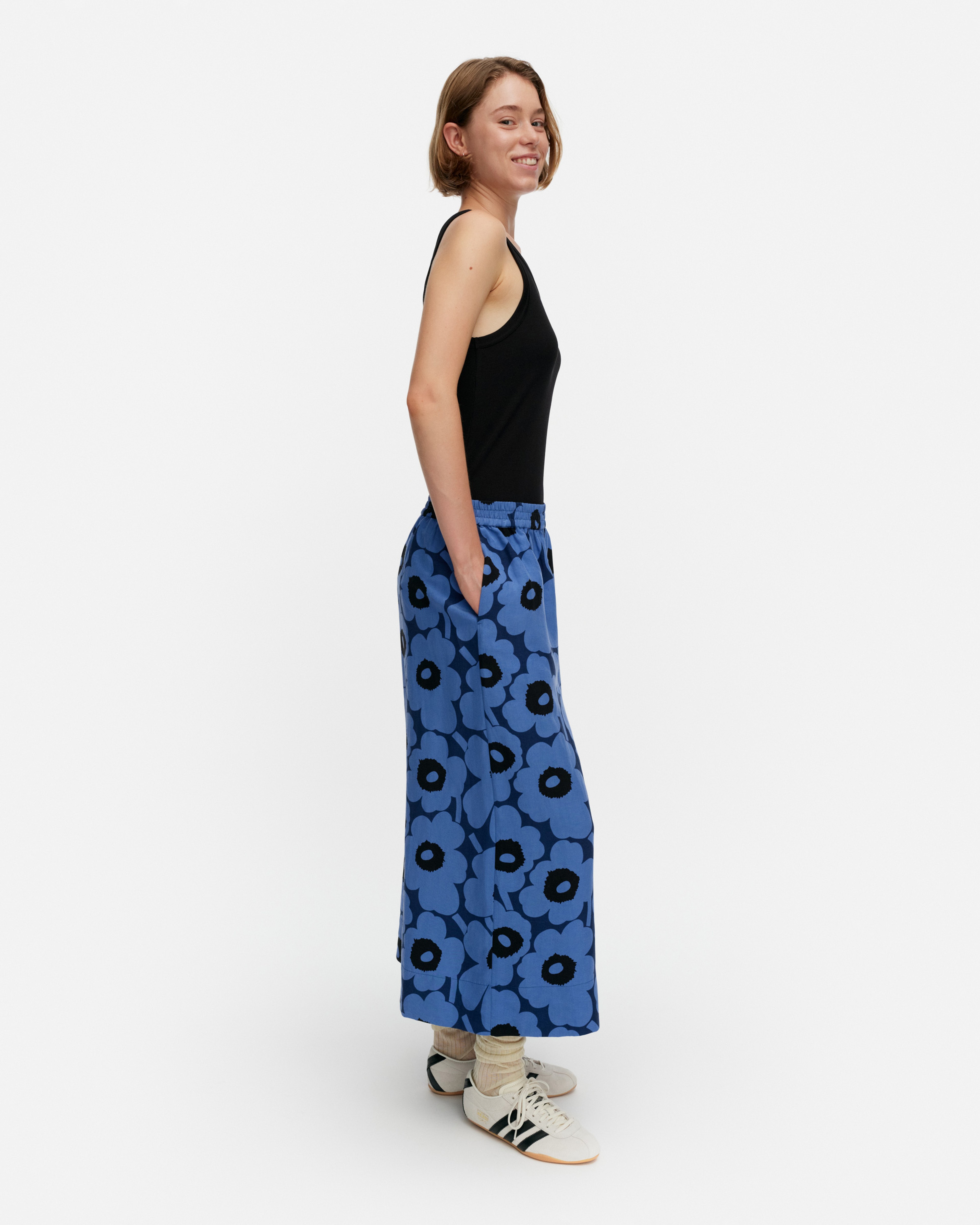 Kuvio Unikko, Trousers, blue, blue, black,