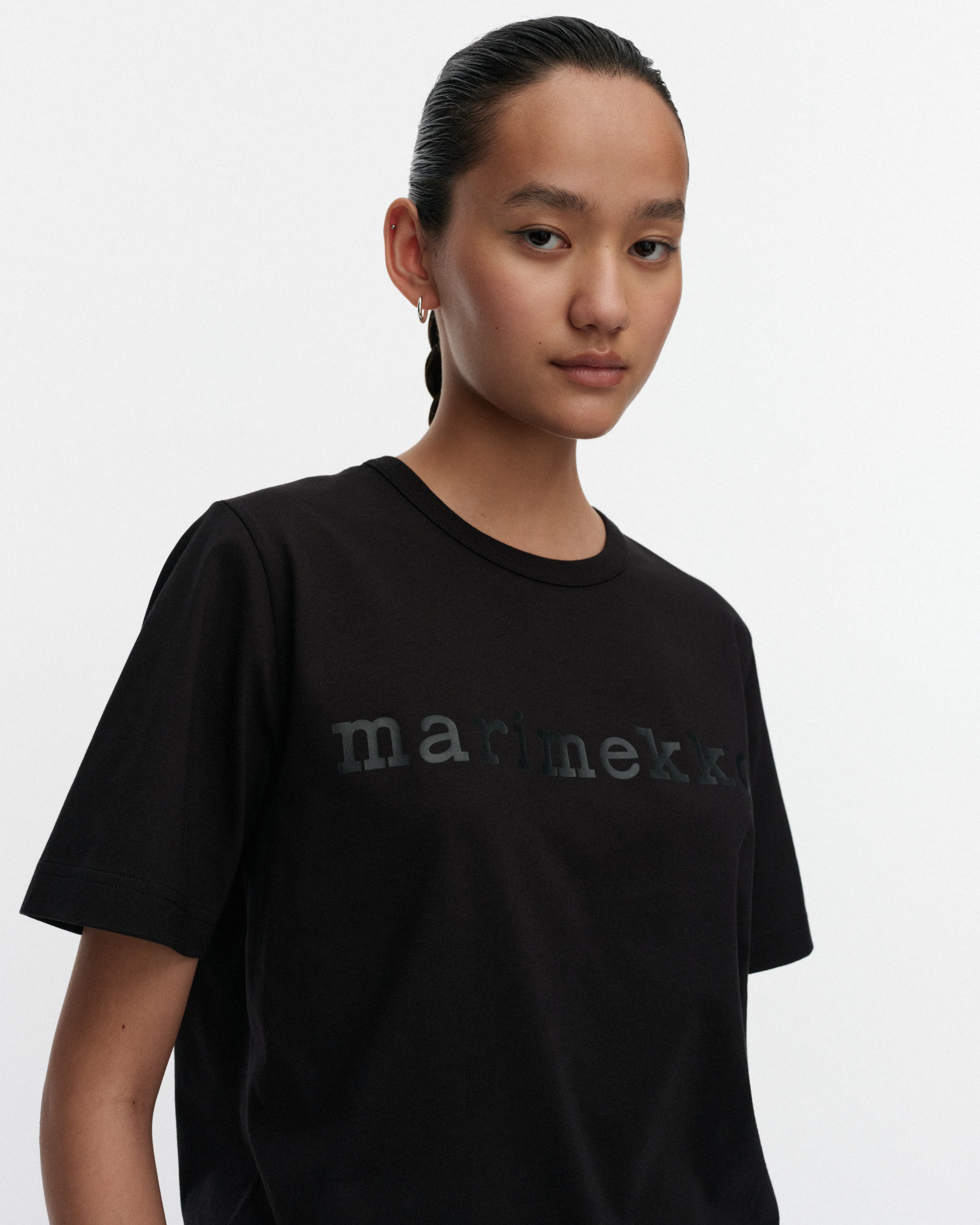 Erna Logo Placement, Kioski t-shirt, black, black,